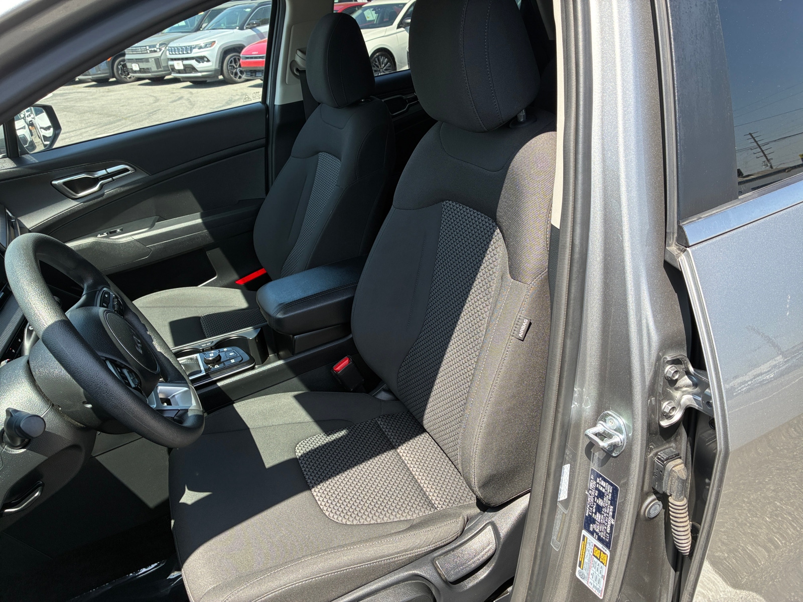 Thumbnail: 2025 Kia Sportage - 2