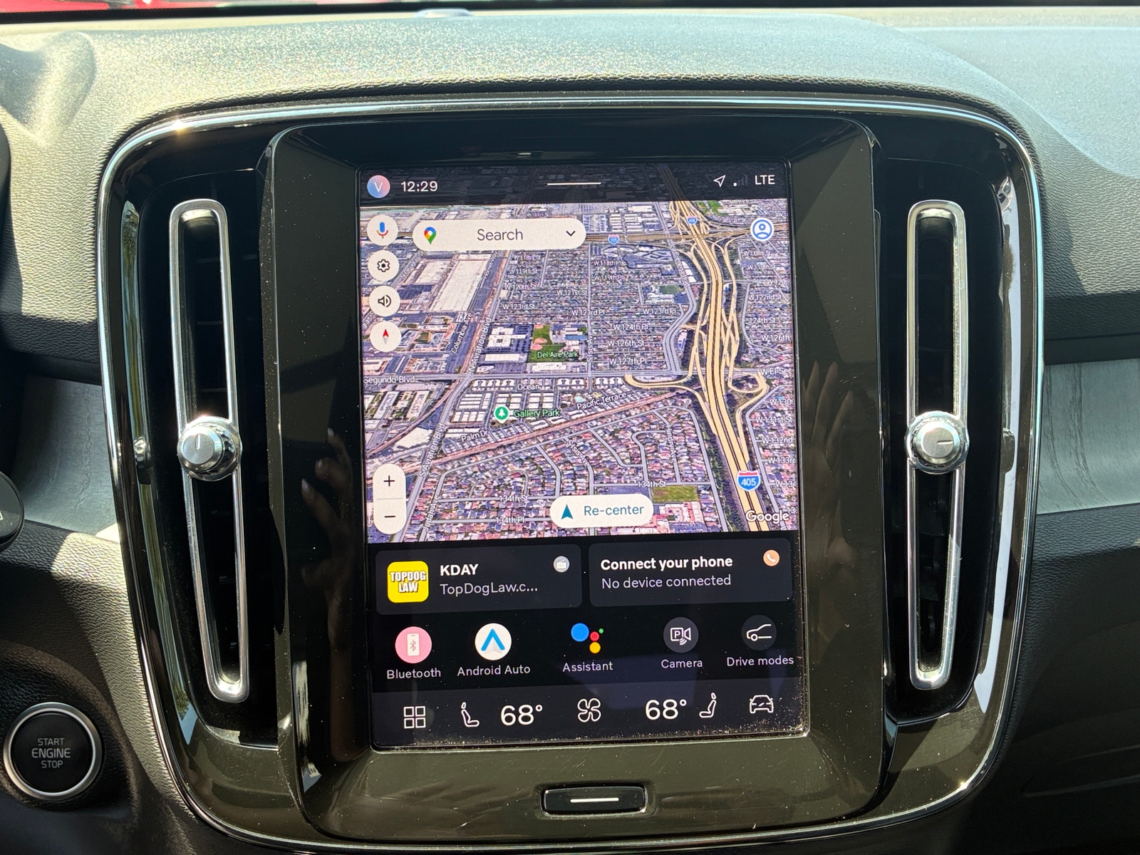 Thumbnail: 2024 Volvo XC40 - 4