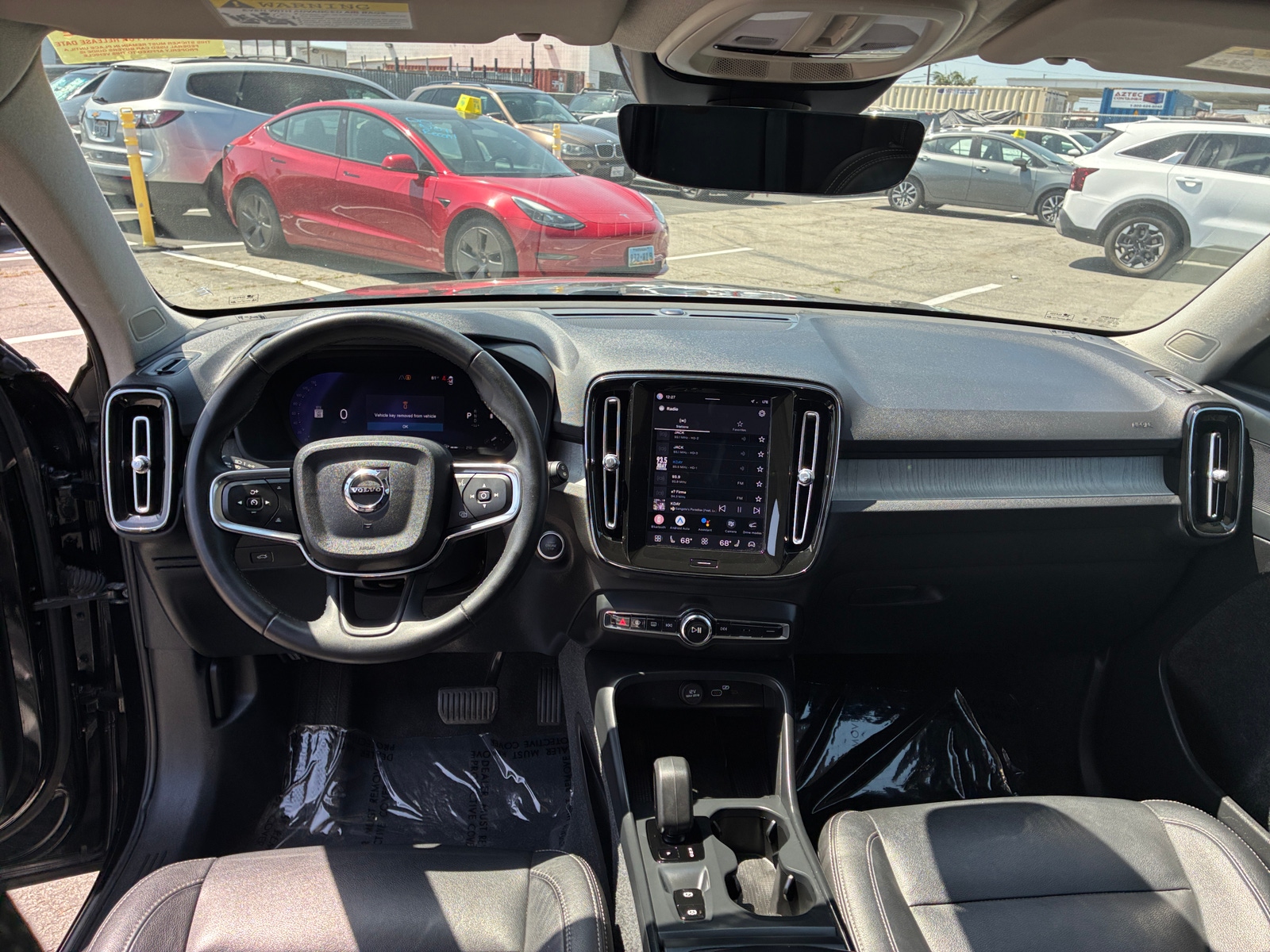 Thumbnail: 2024 Volvo XC40 - 3