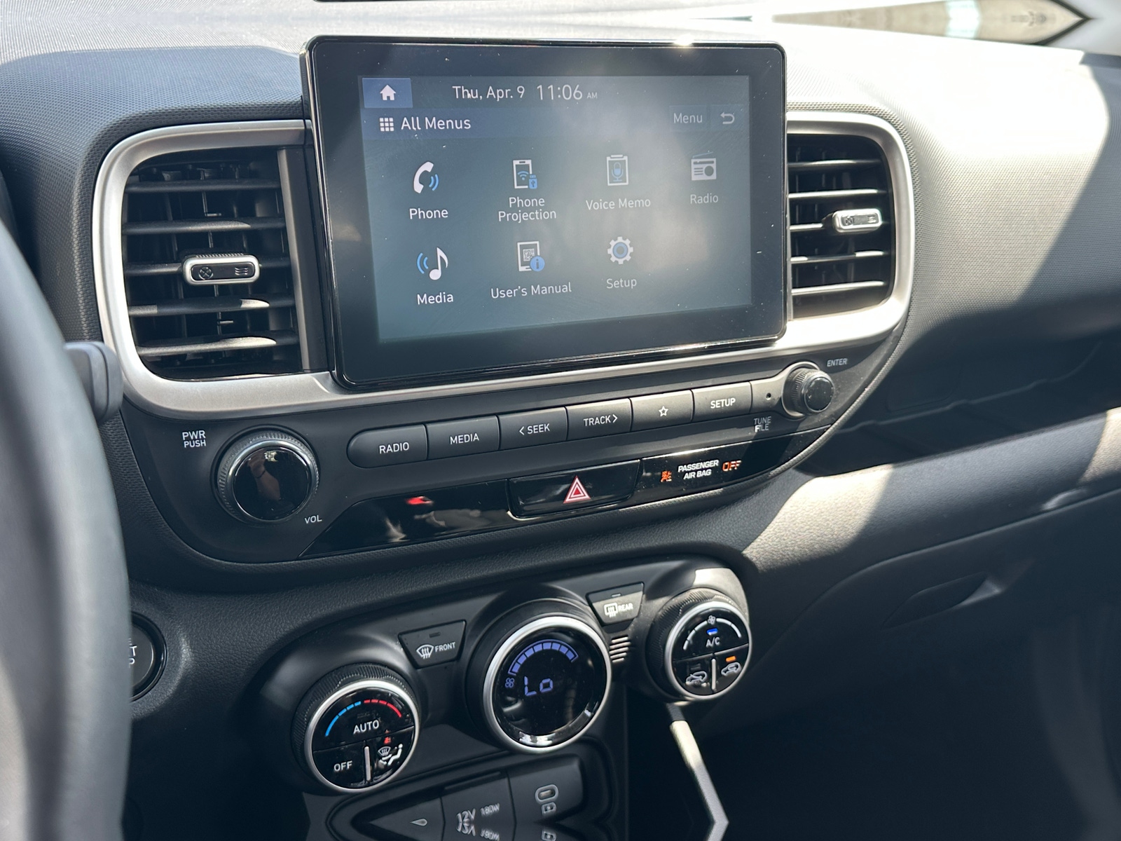 Thumbnail: 2025 Hyundai Venue - 4