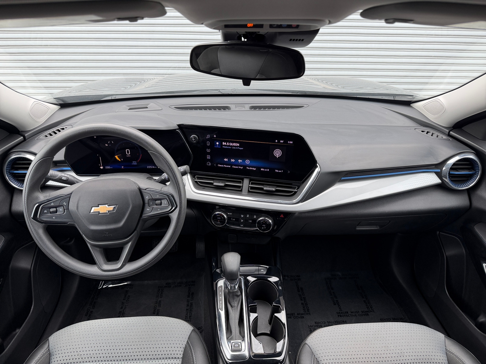 Thumbnail: 2025 Chevrolet Trax - 3