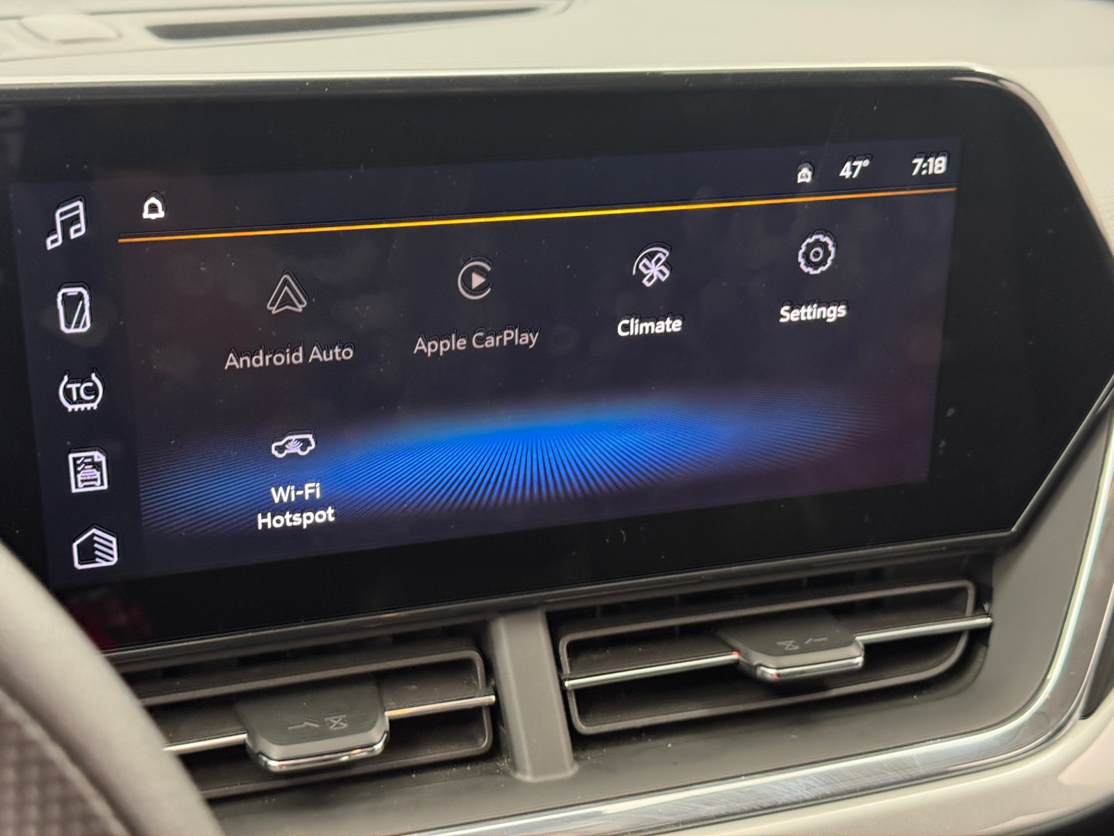 Thumbnail: 2025 Chevrolet Trax - 4