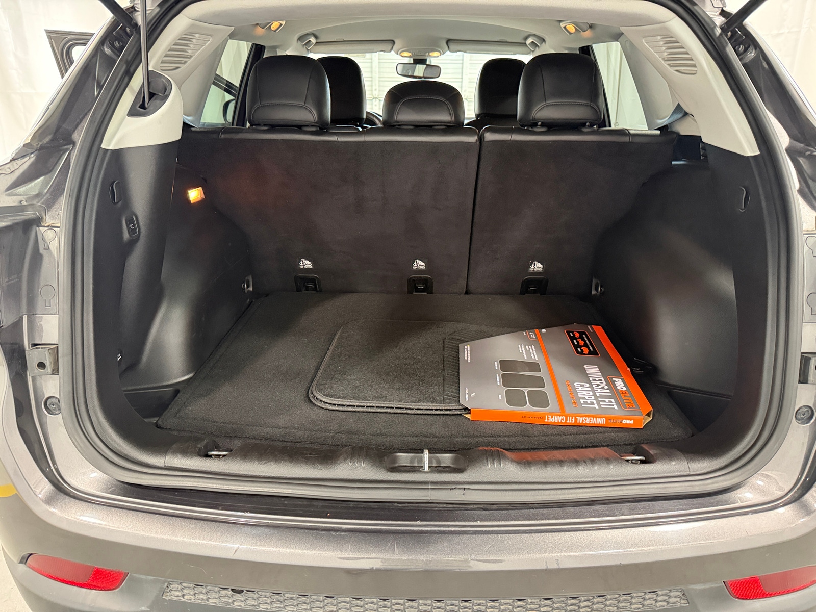 Thumbnail: 2018 Jeep Compass - 6