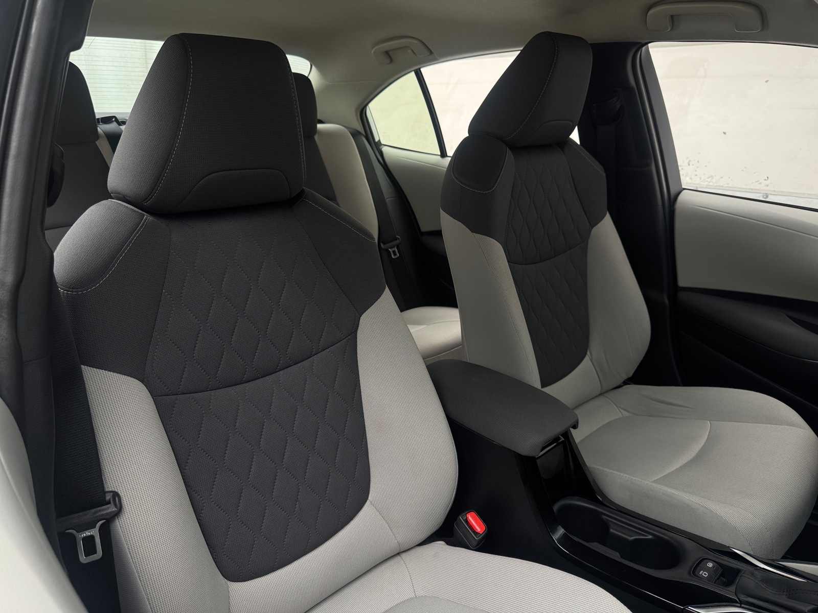 Thumbnail: 2022 Toyota Corolla - 2