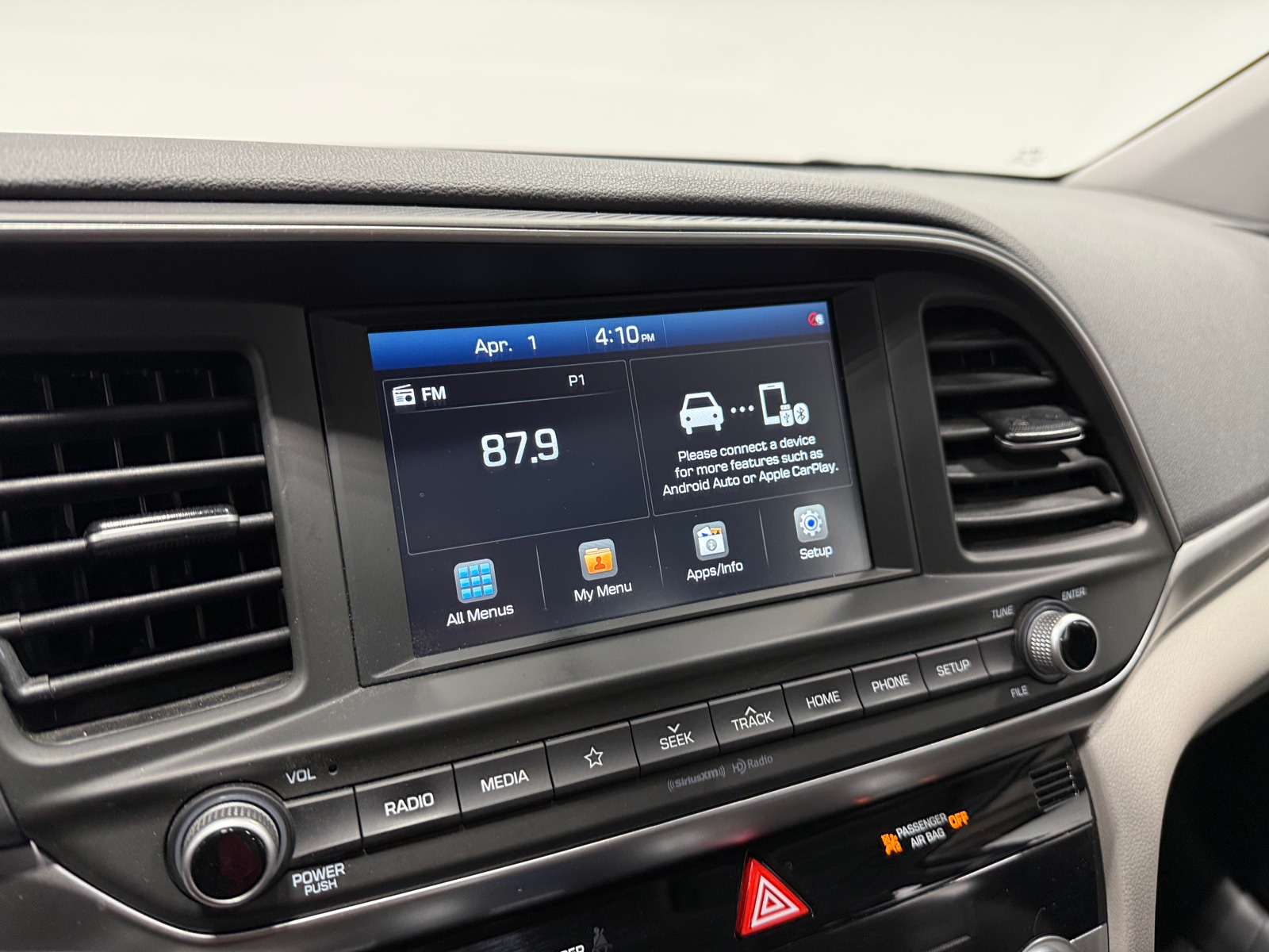 Thumbnail: 2020 Hyundai Elantra - 4