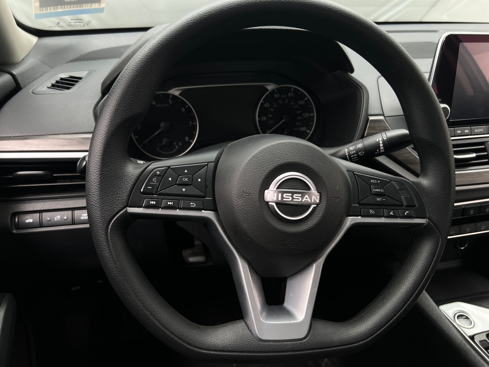 Thumbnail: 2025 Nissan Altima - 5