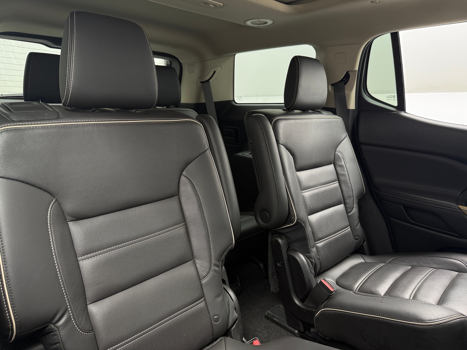 Thumbnail: 2017 GMC Acadia - 5