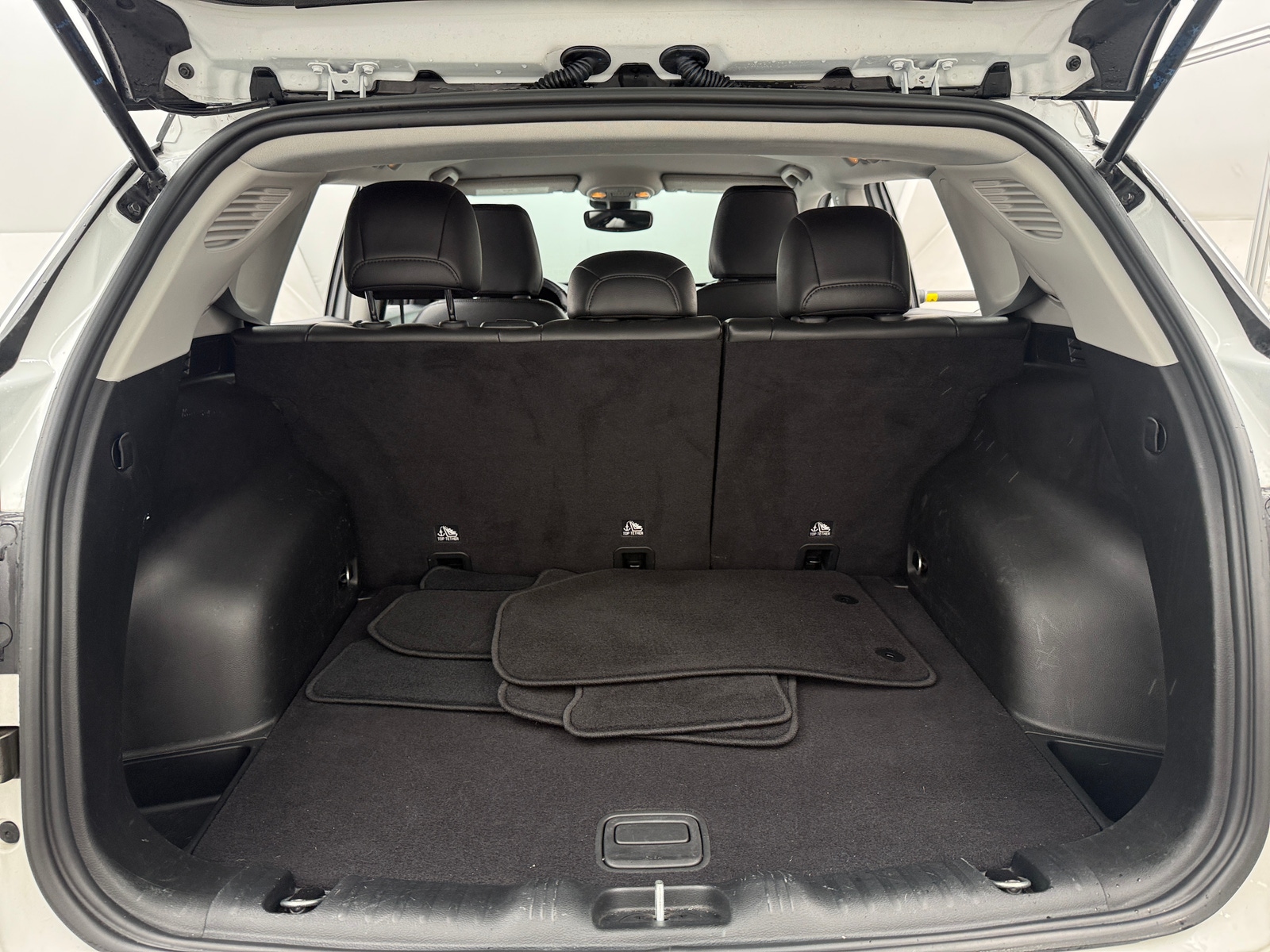 Thumbnail: 2022 Jeep Compass - 6