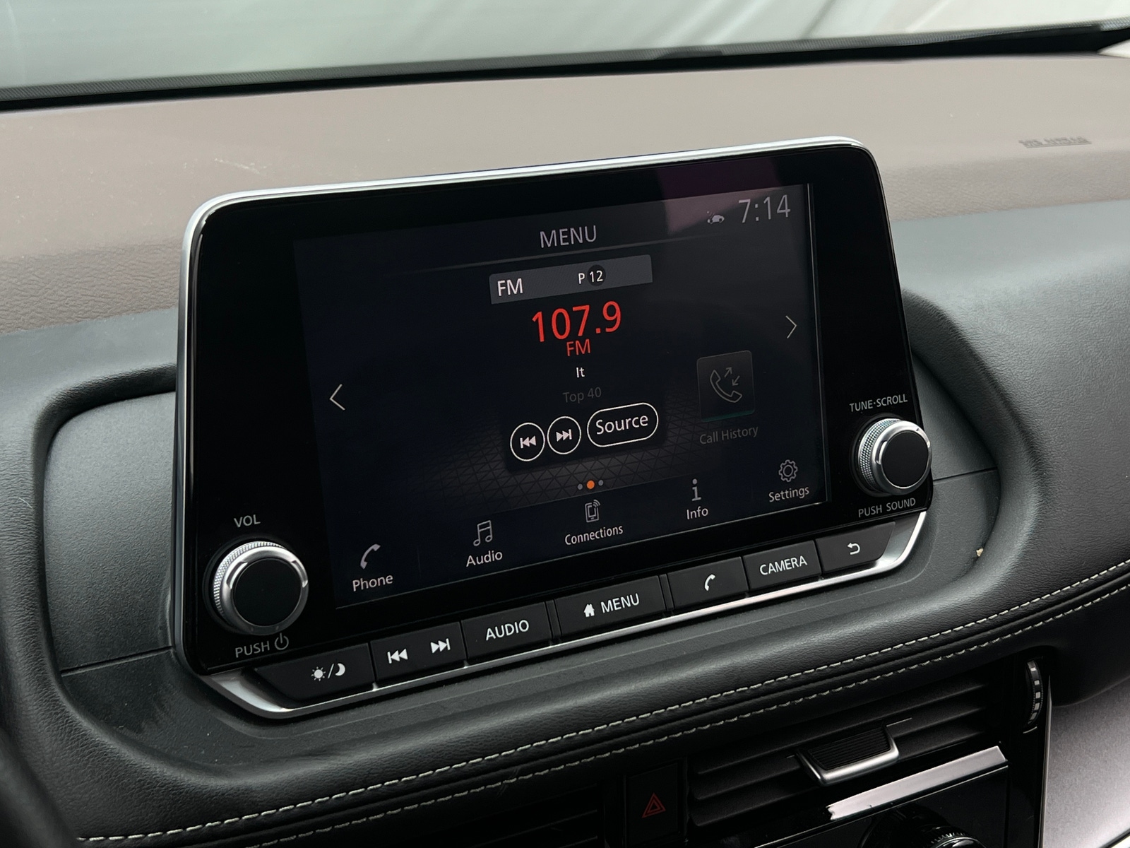 Thumbnail: 2021 Nissan Rogue - 4