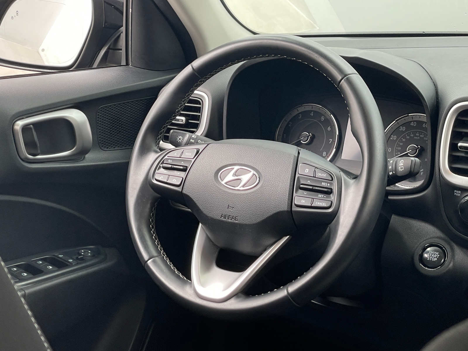 Thumbnail: 2021 Hyundai Venue - 5