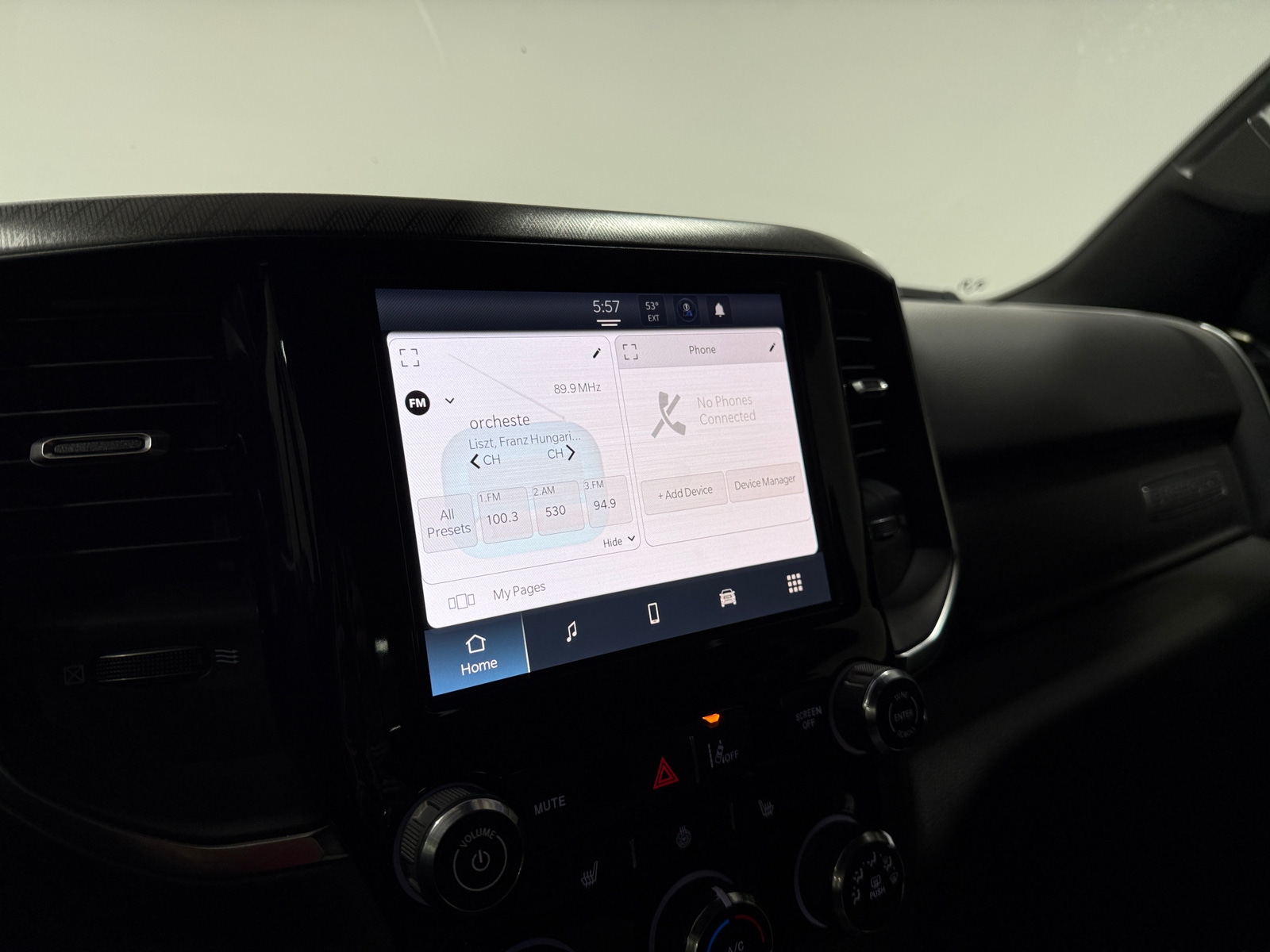 Thumbnail: 2025 RAM 1500 - 4