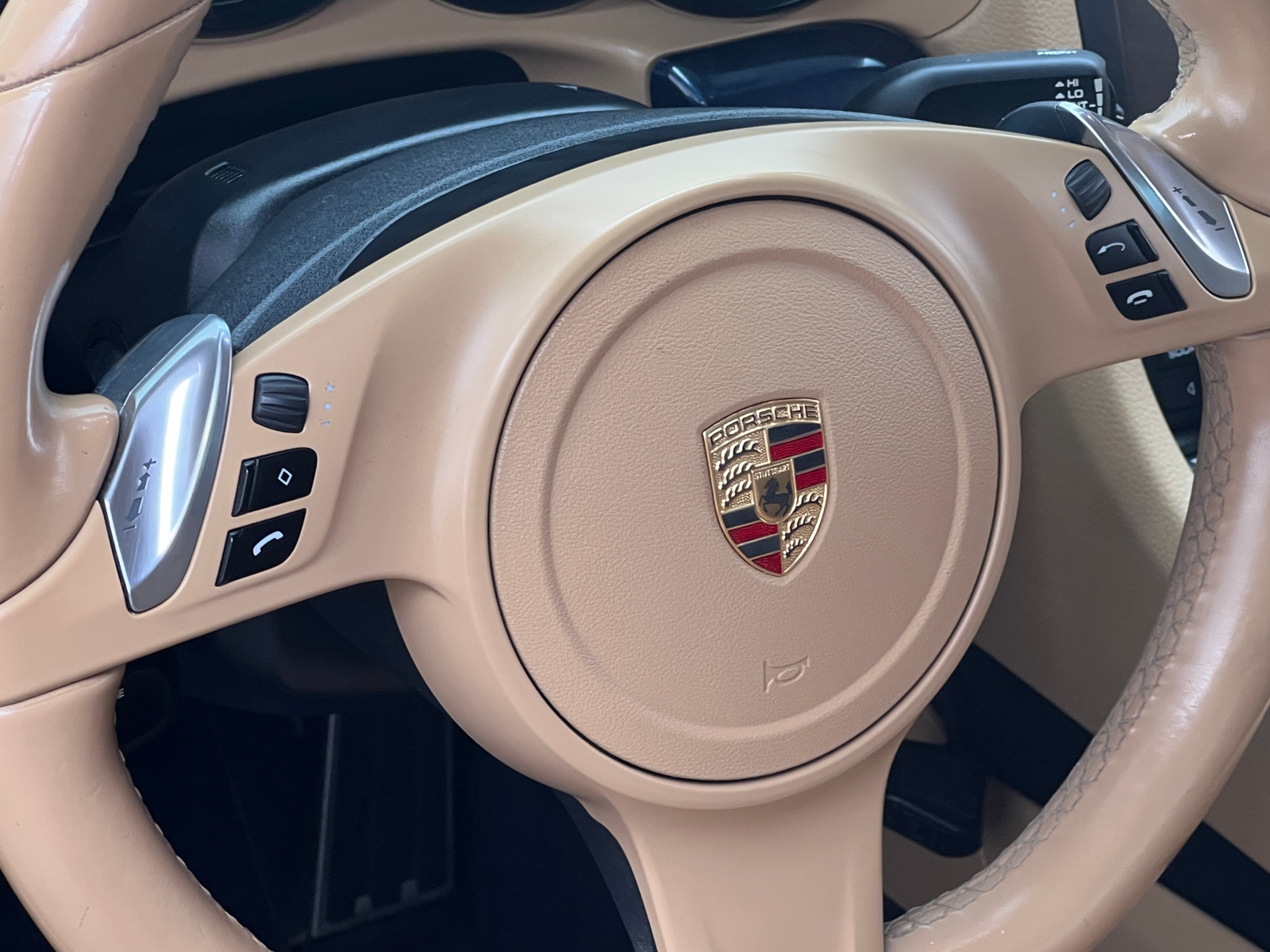 Thumbnail: 2015 Porsche 911 - 3