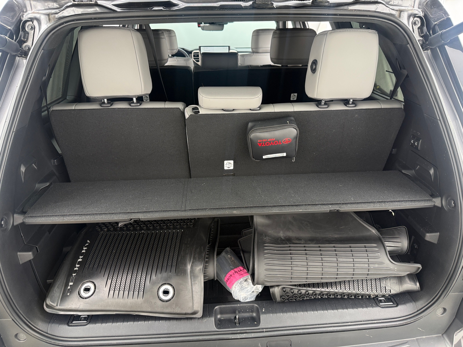 Thumbnail: 2025 Toyota Sequoia - 6