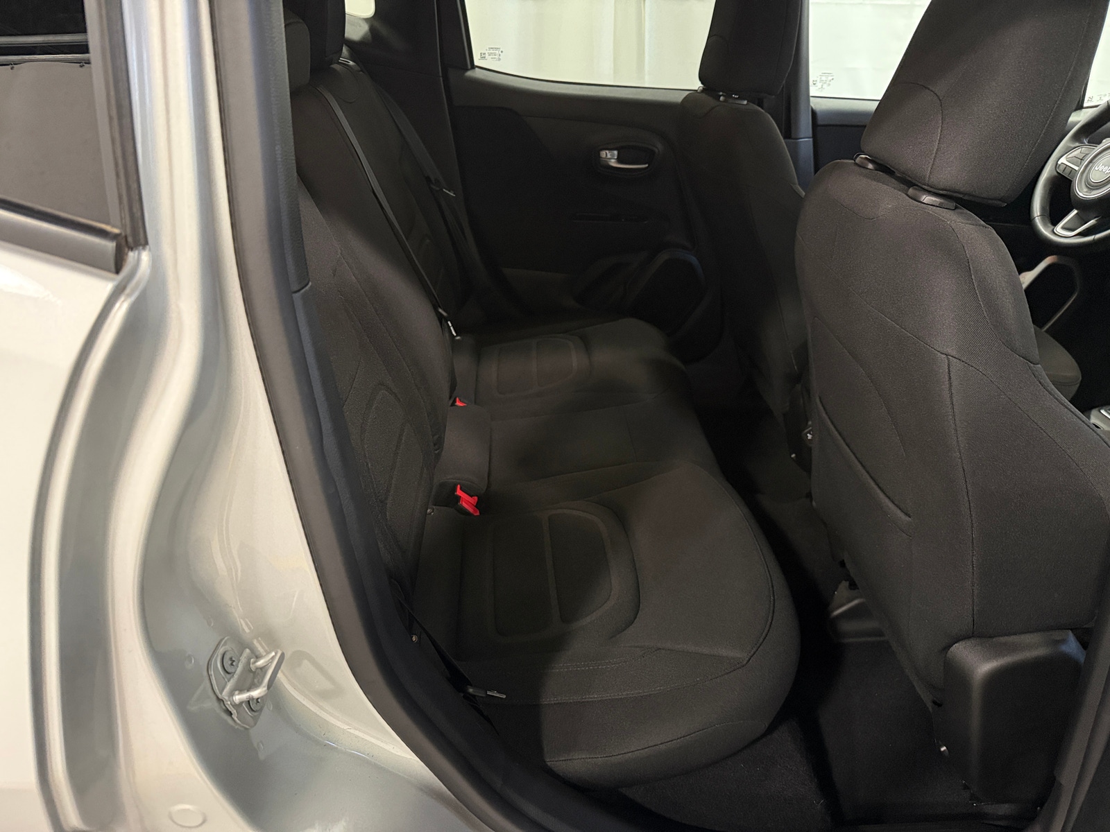 Thumbnail: 2019 Jeep Renegade - 6