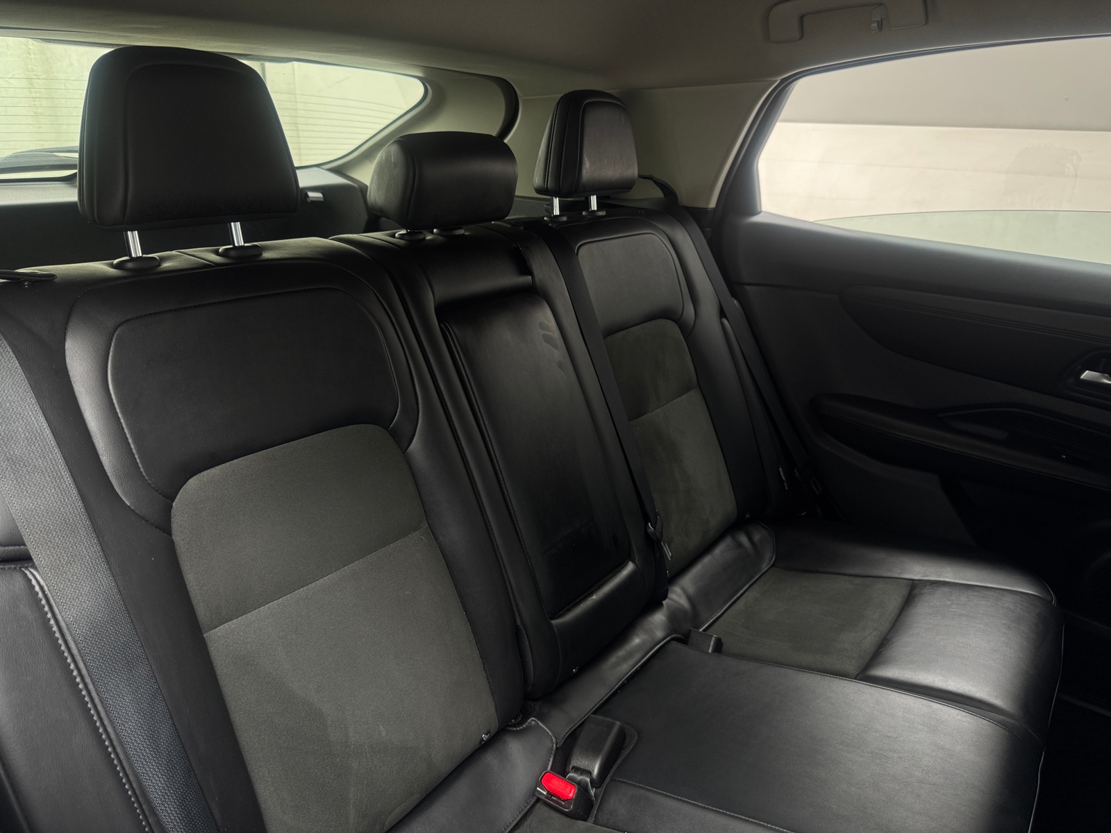 Thumbnail: 2023 Nissan Ariya - 6