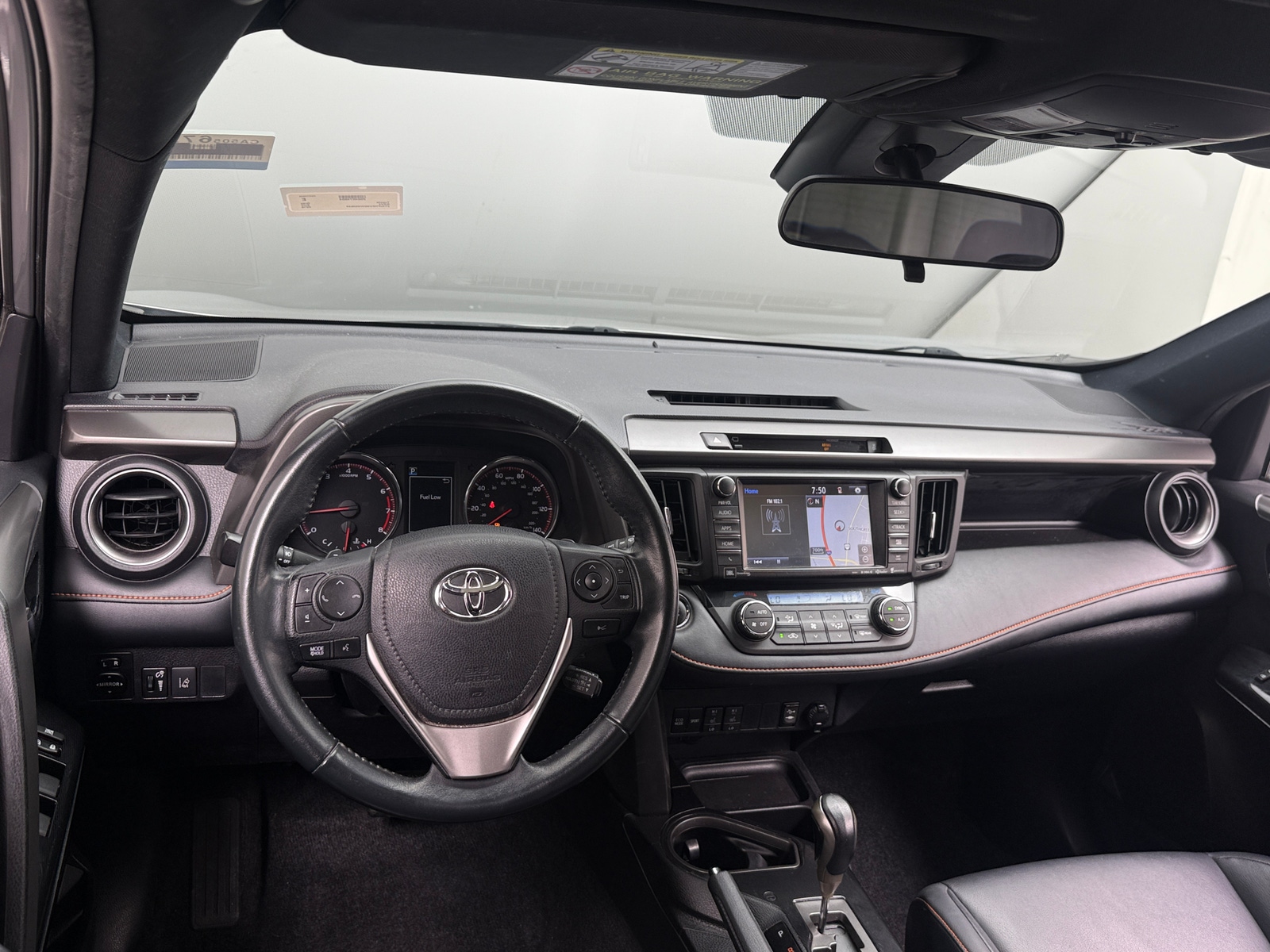 Thumbnail: 2016 Toyota RAV4 - 2
