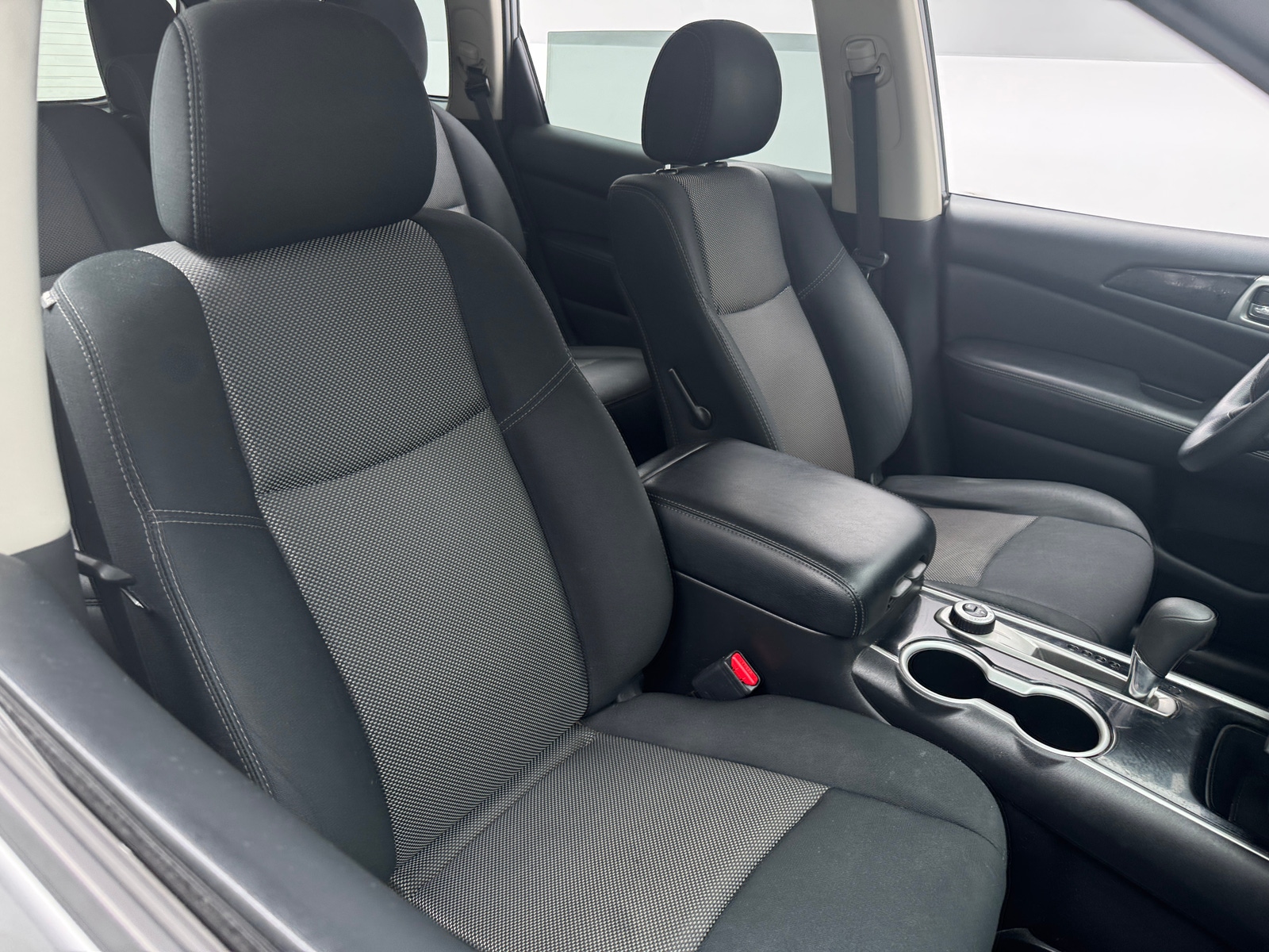 Thumbnail: 2018 Nissan Pathfinder - 2