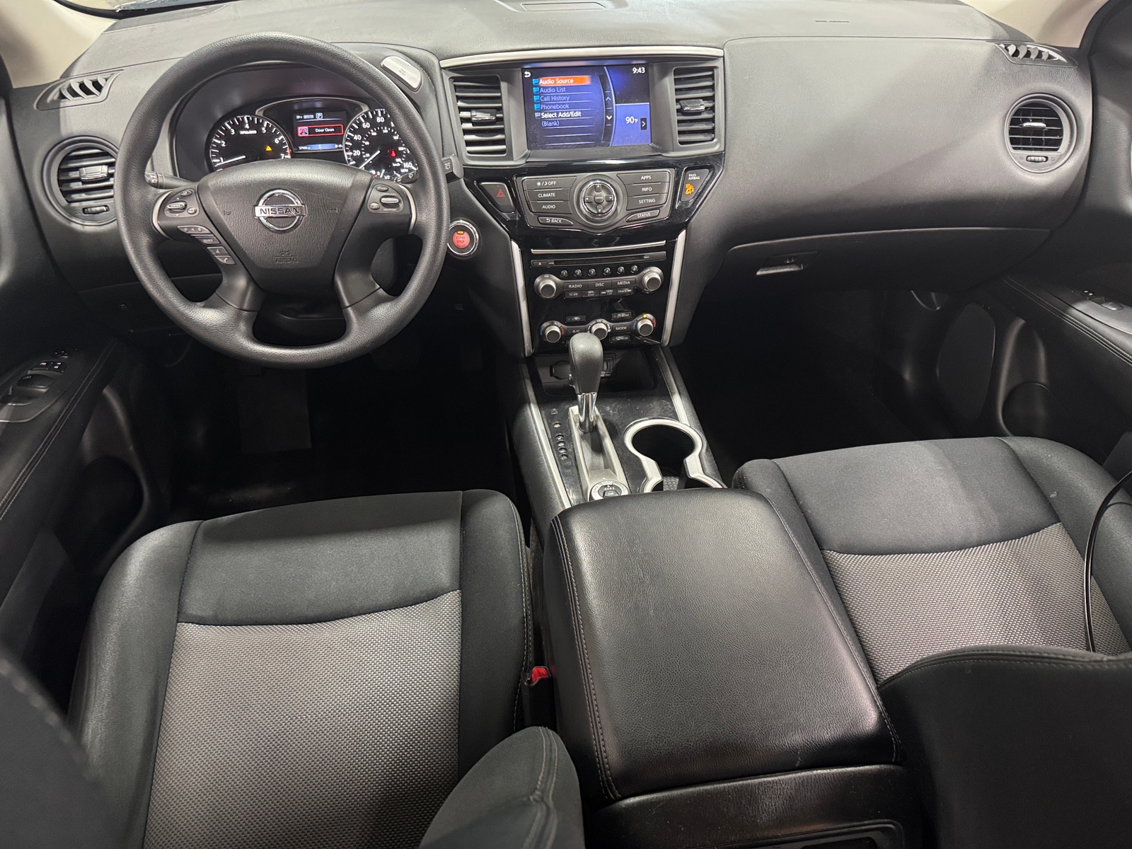 Thumbnail: 2018 Nissan Pathfinder - 3