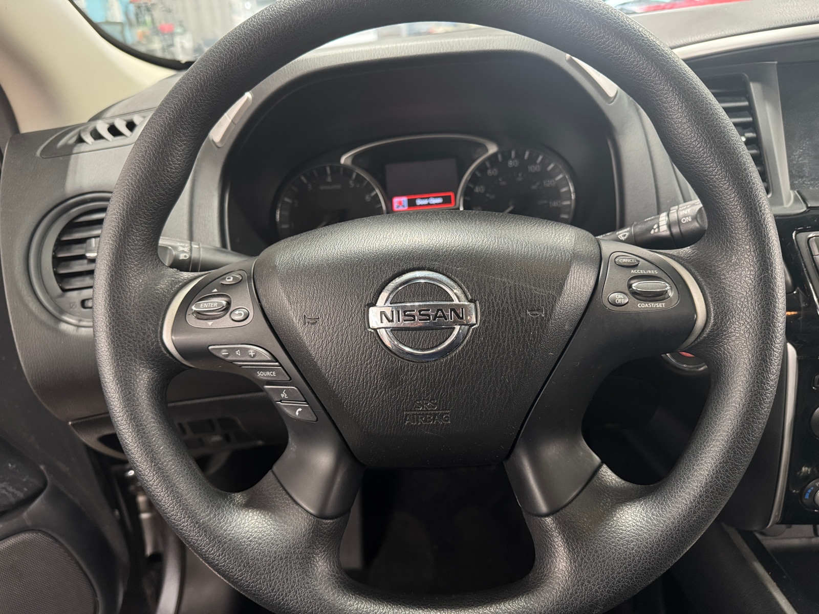 Thumbnail: 2018 Nissan Pathfinder - 5