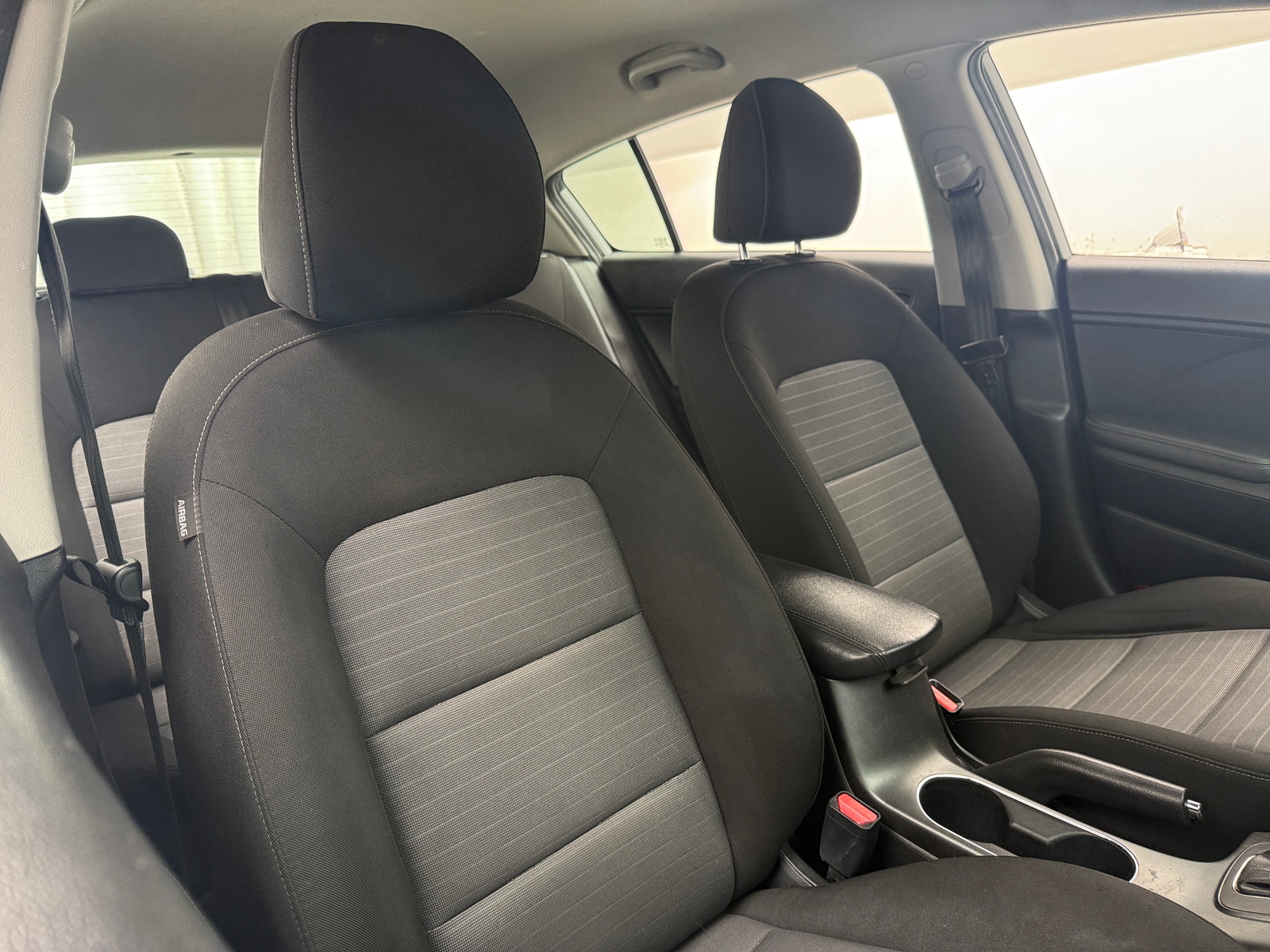 Thumbnail: 2016 Kia Forte - 2