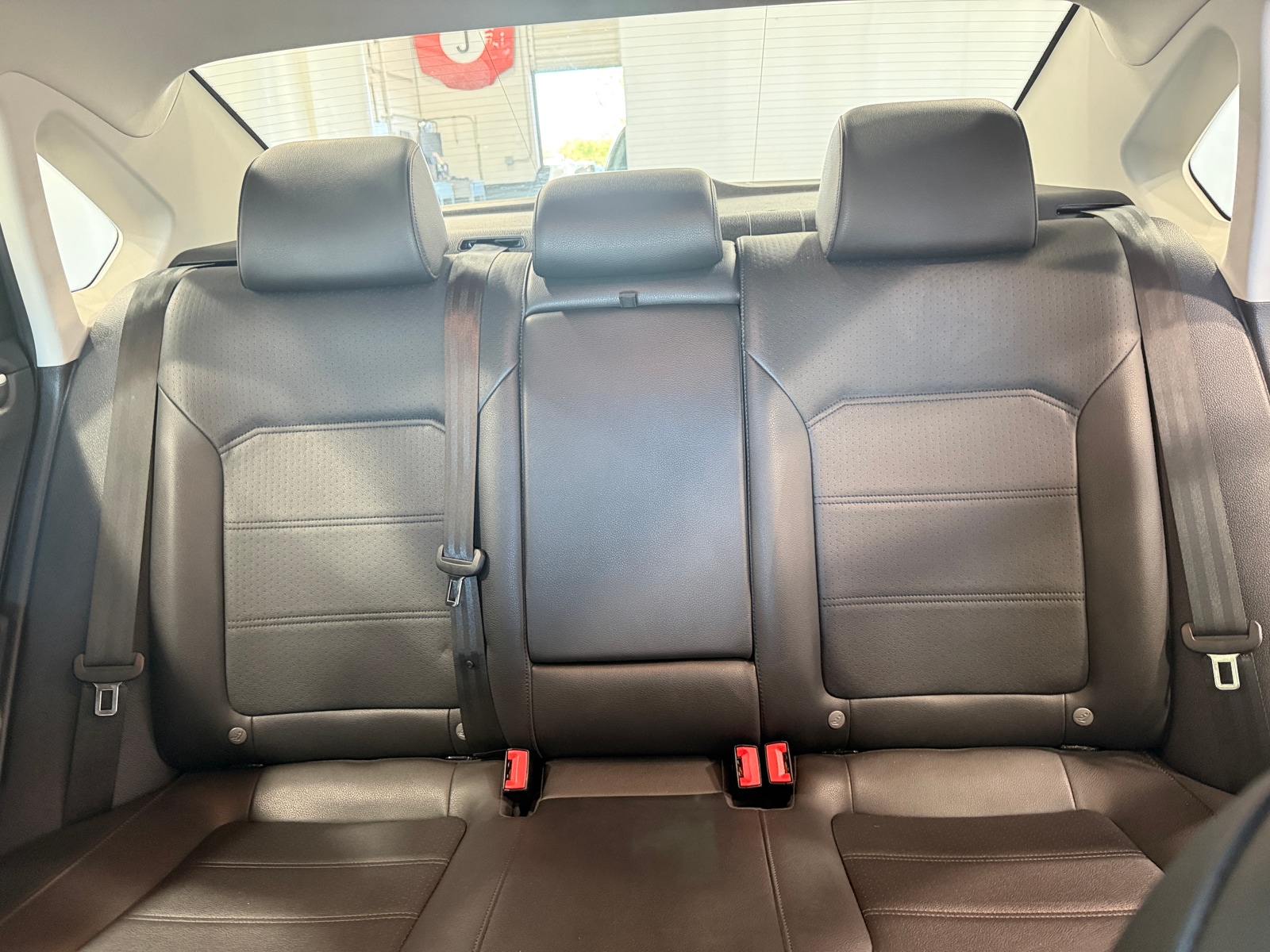 Thumbnail: 2018 Volkswagen Passat - 5