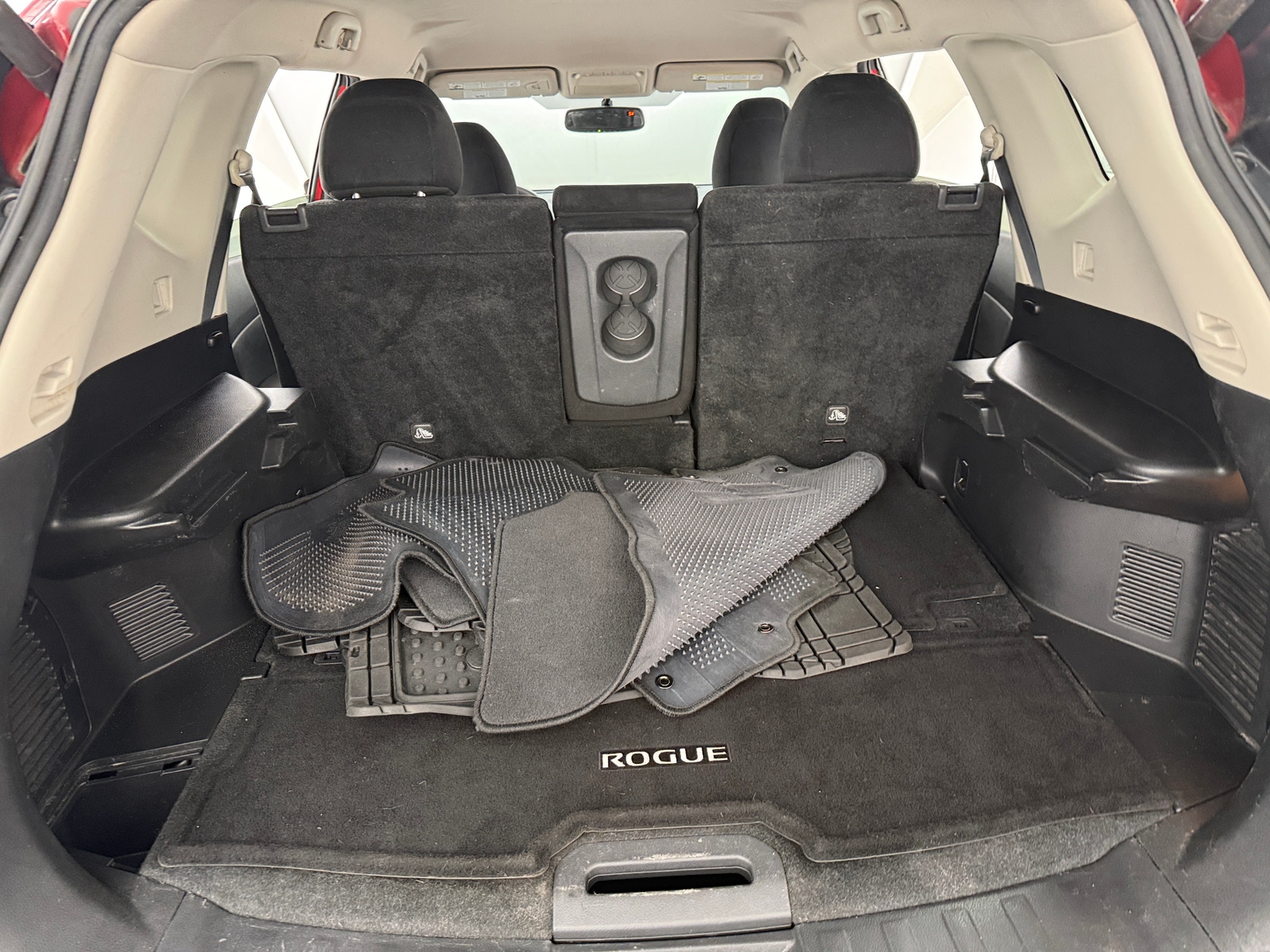Thumbnail: 2016 Nissan Rogue - 7