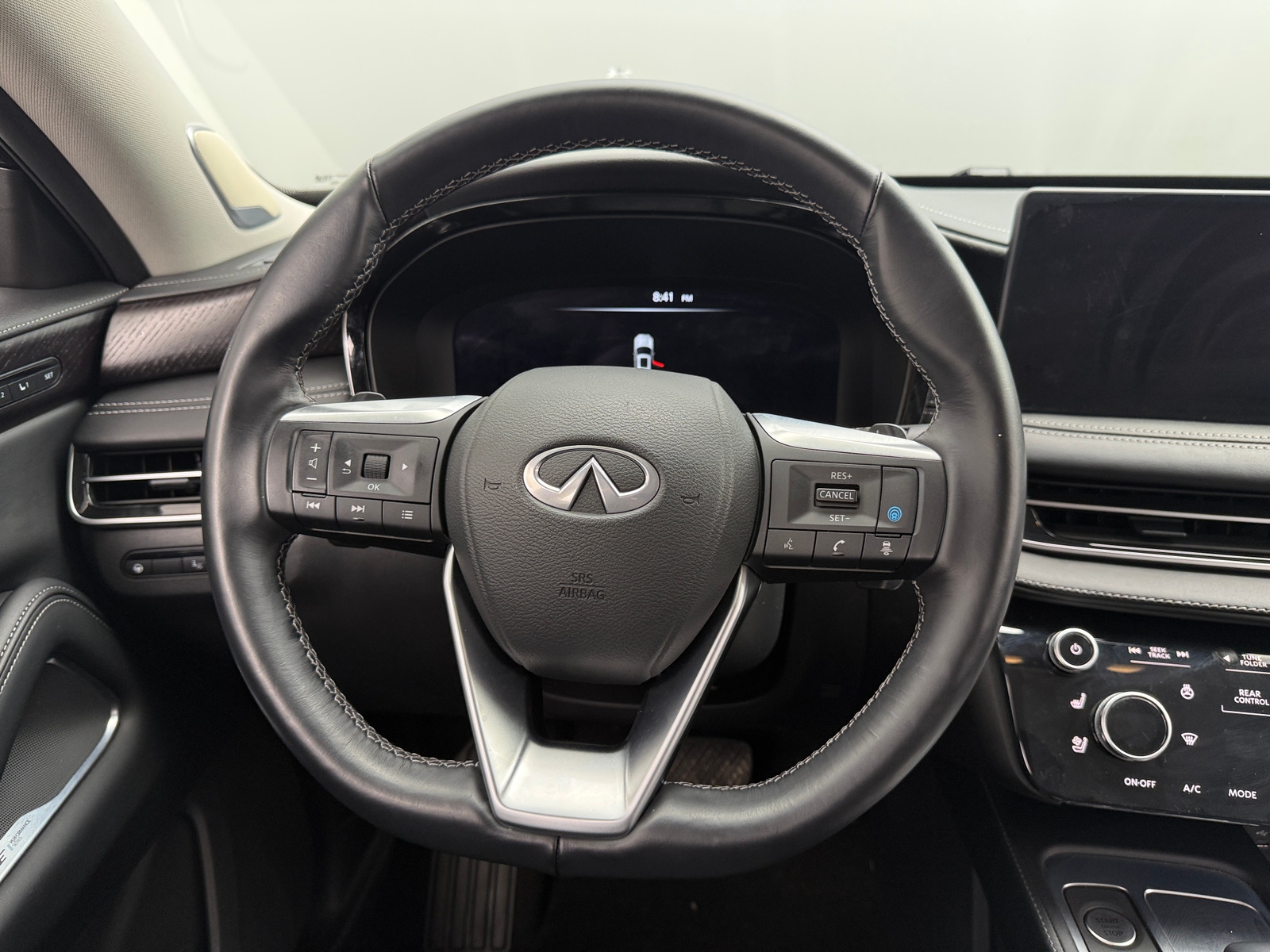 Thumbnail: 2025 INFINITI QX60 - 4