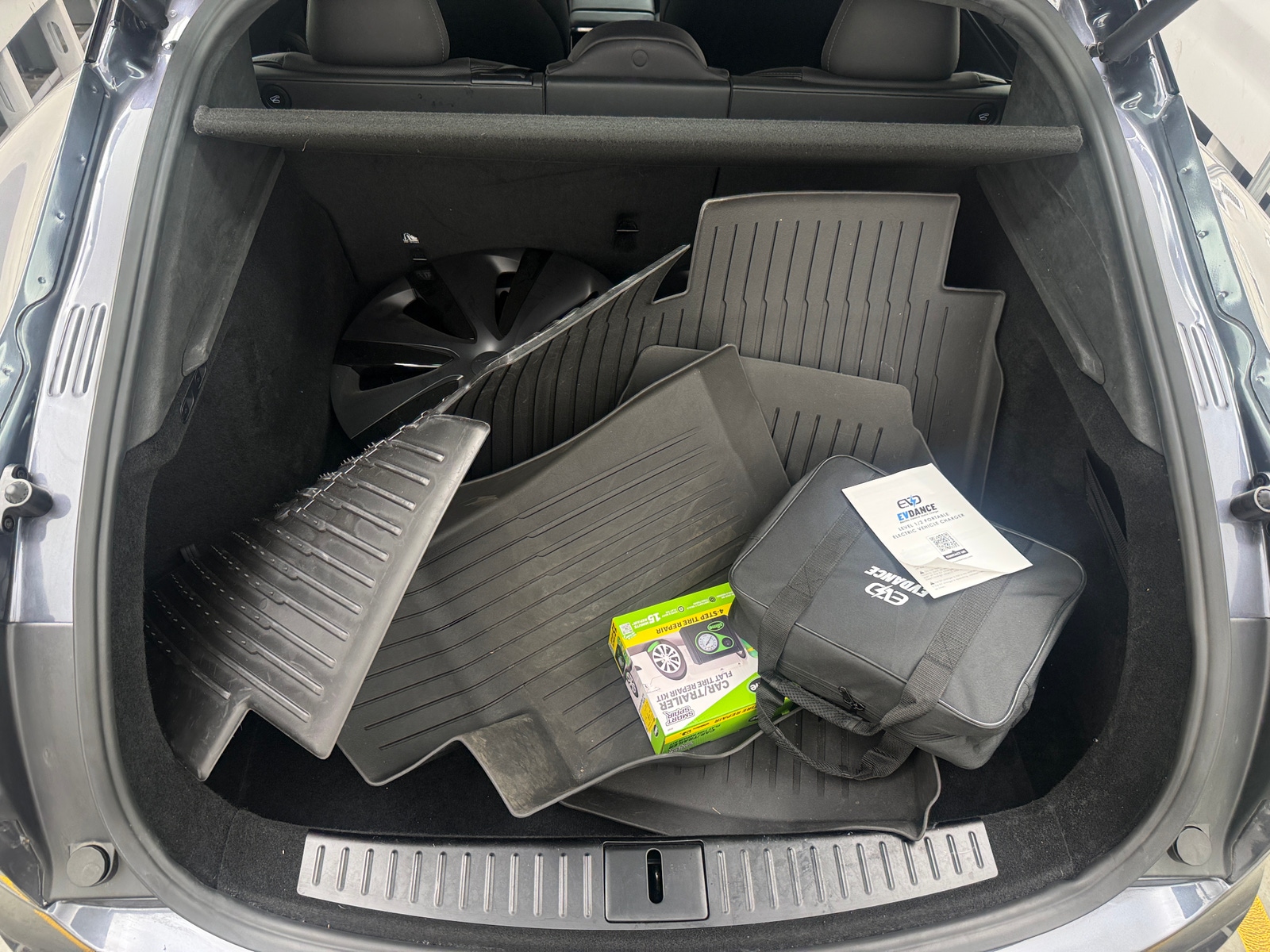 Thumbnail: 2023 Tesla Model S - 6