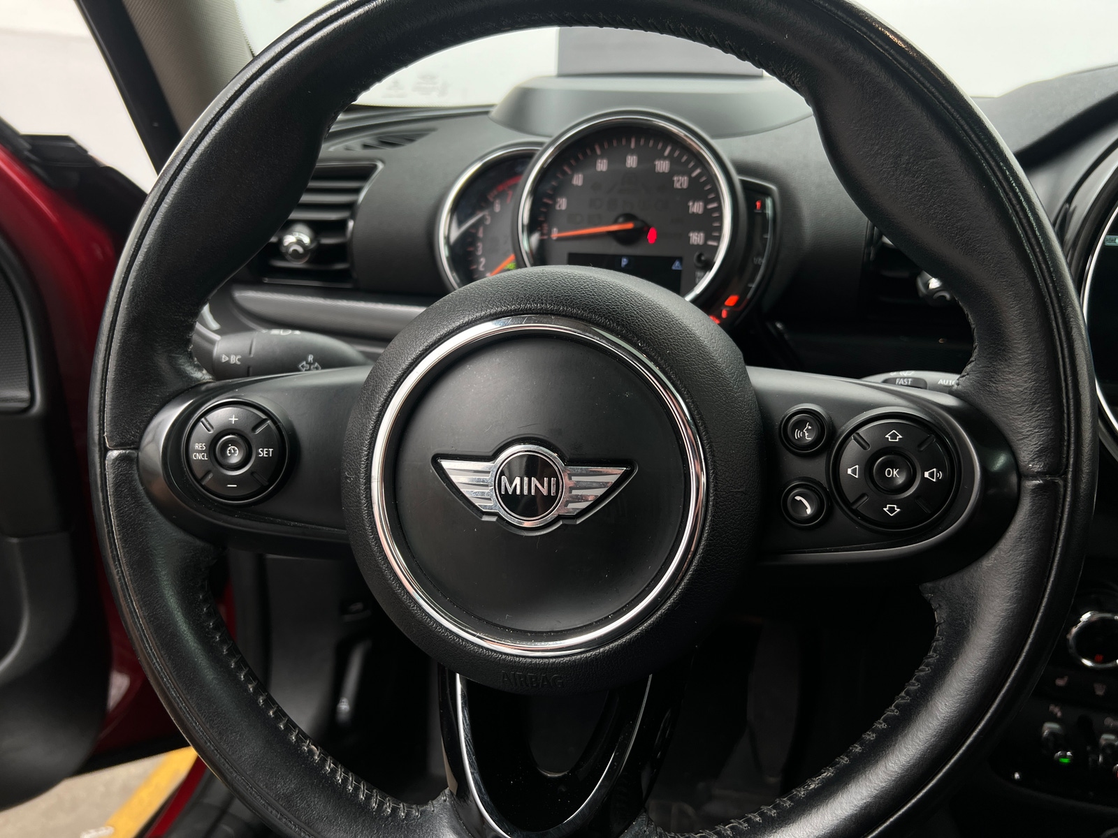 Thumbnail: 2018 MINI Cooper Clubman - 4