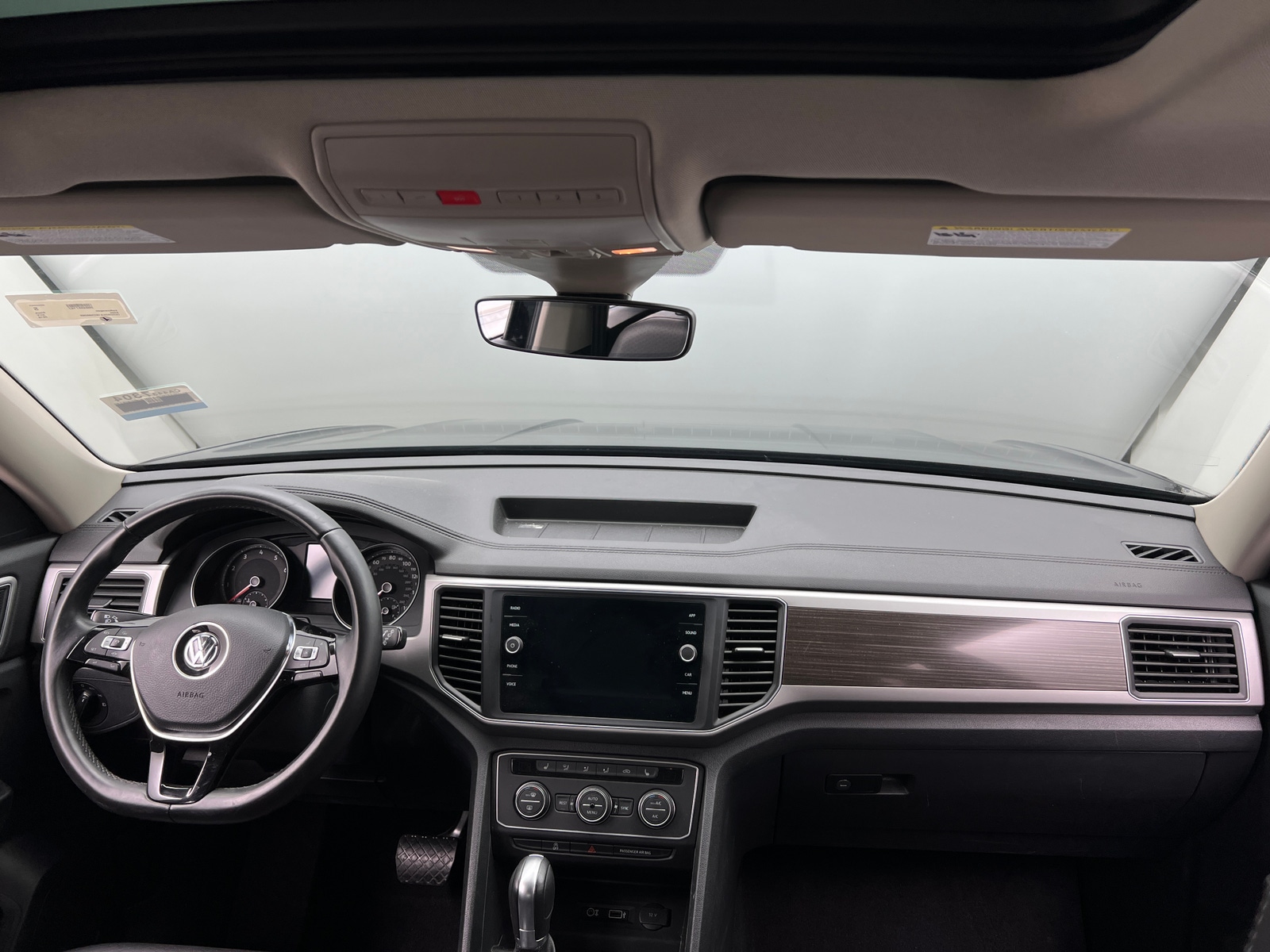 Thumbnail: 2019 Volkswagen Atlas - 2