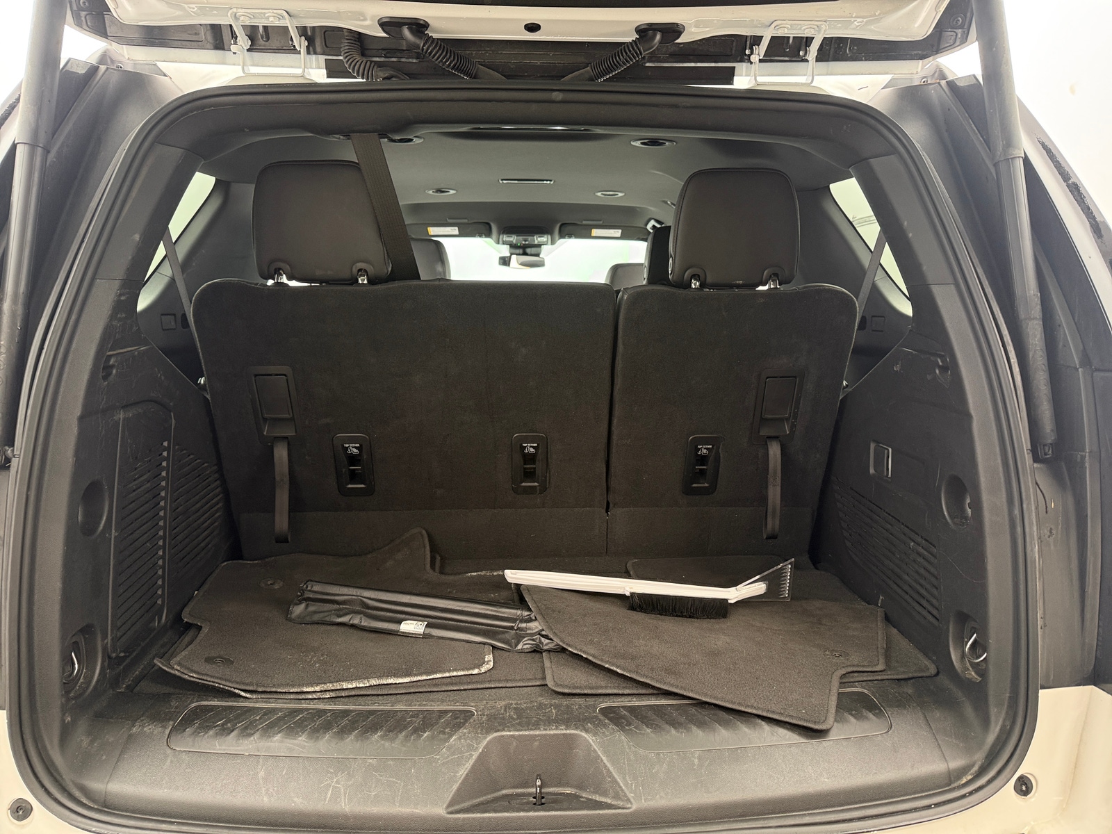 Thumbnail: 2025 Chevrolet Tahoe - 6