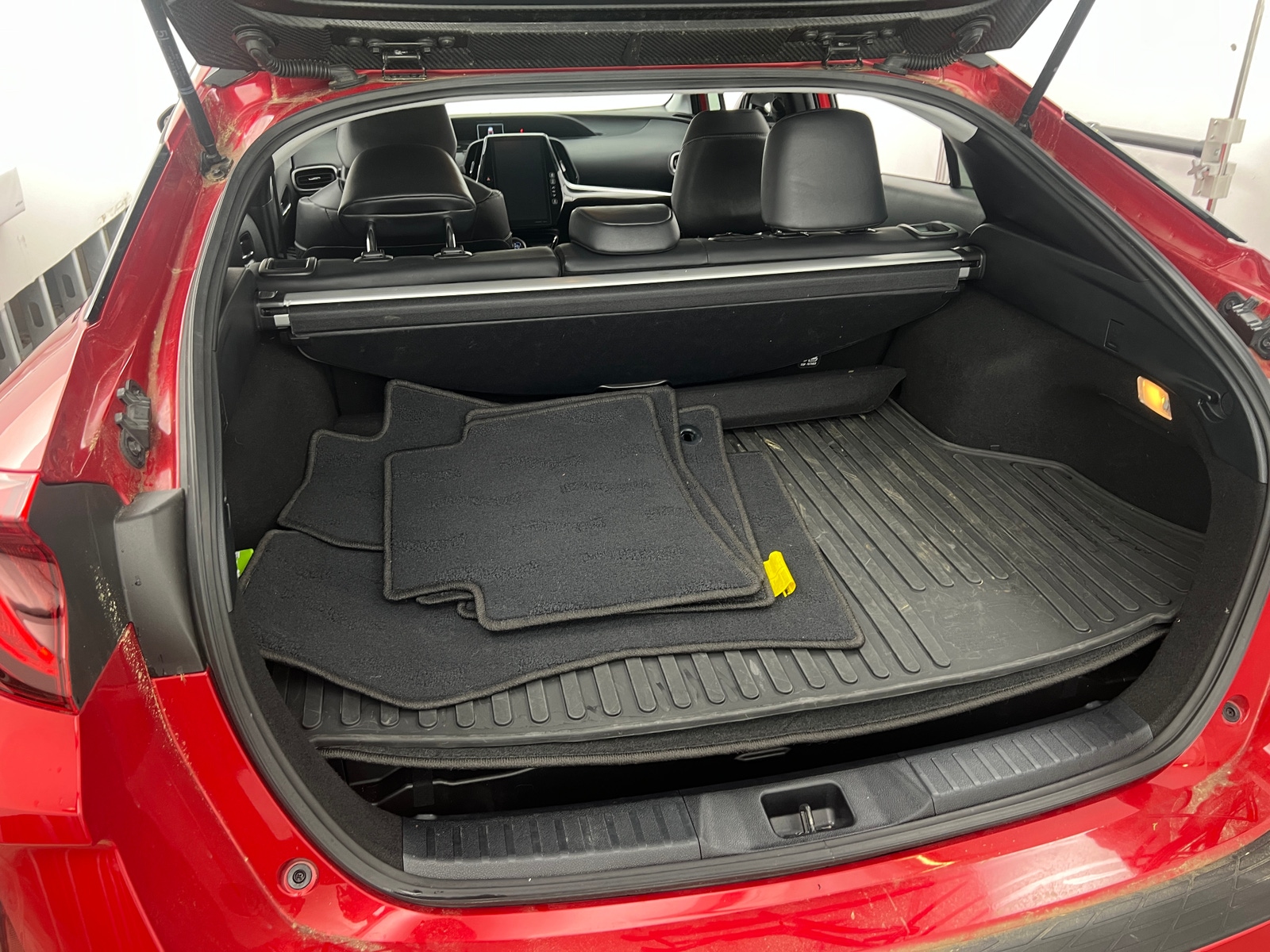 Thumbnail: 2022 Toyota Prius Prime - 6