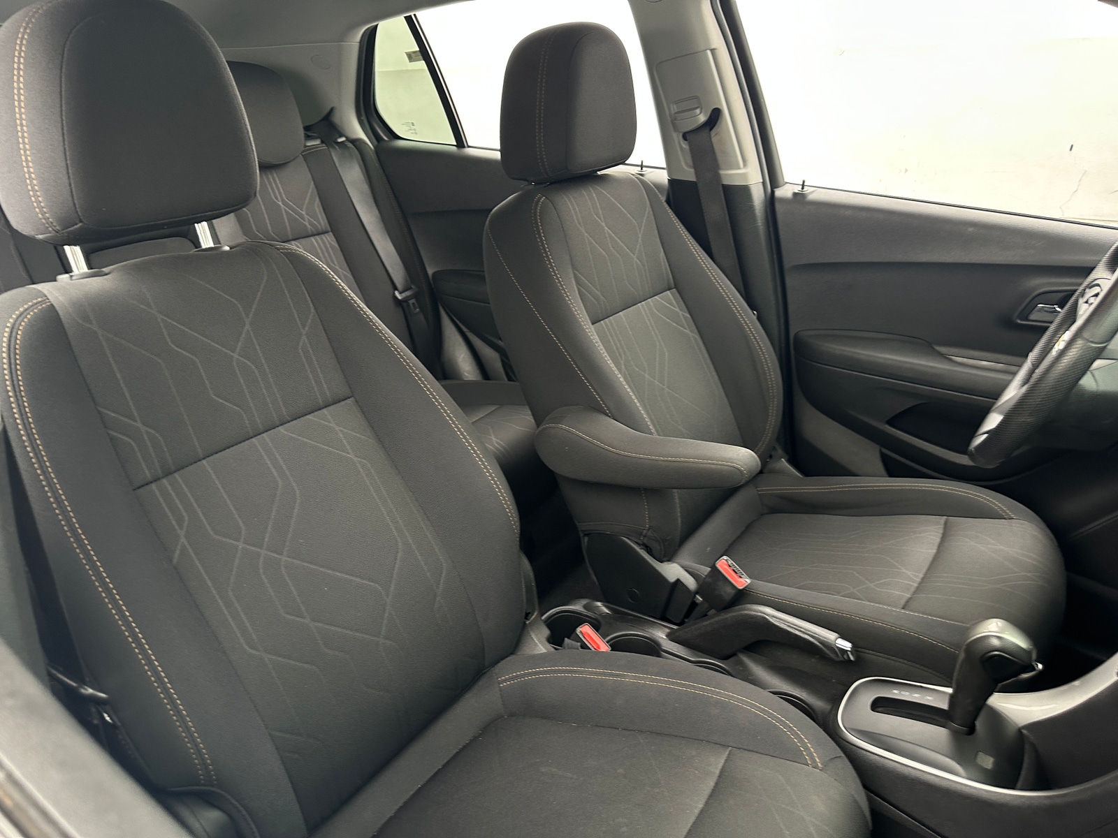 Thumbnail: 2020 Chevrolet Trax - 2