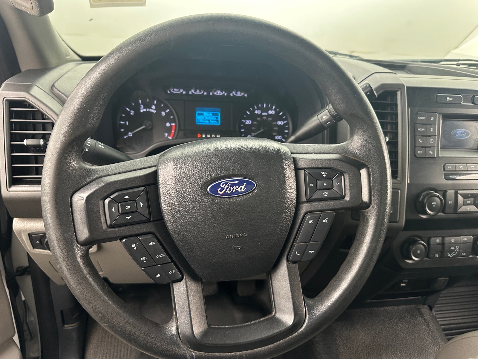 Thumbnail: 2022 Ford Econoline - 5