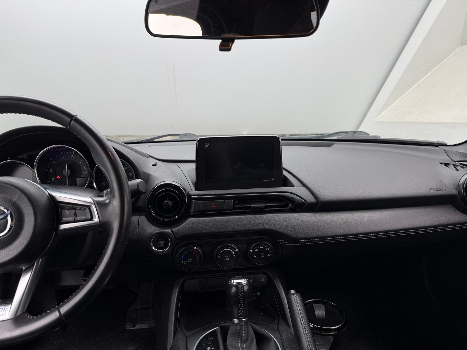 Thumbnail: 2021 Mazda MX-5 Miata - 3