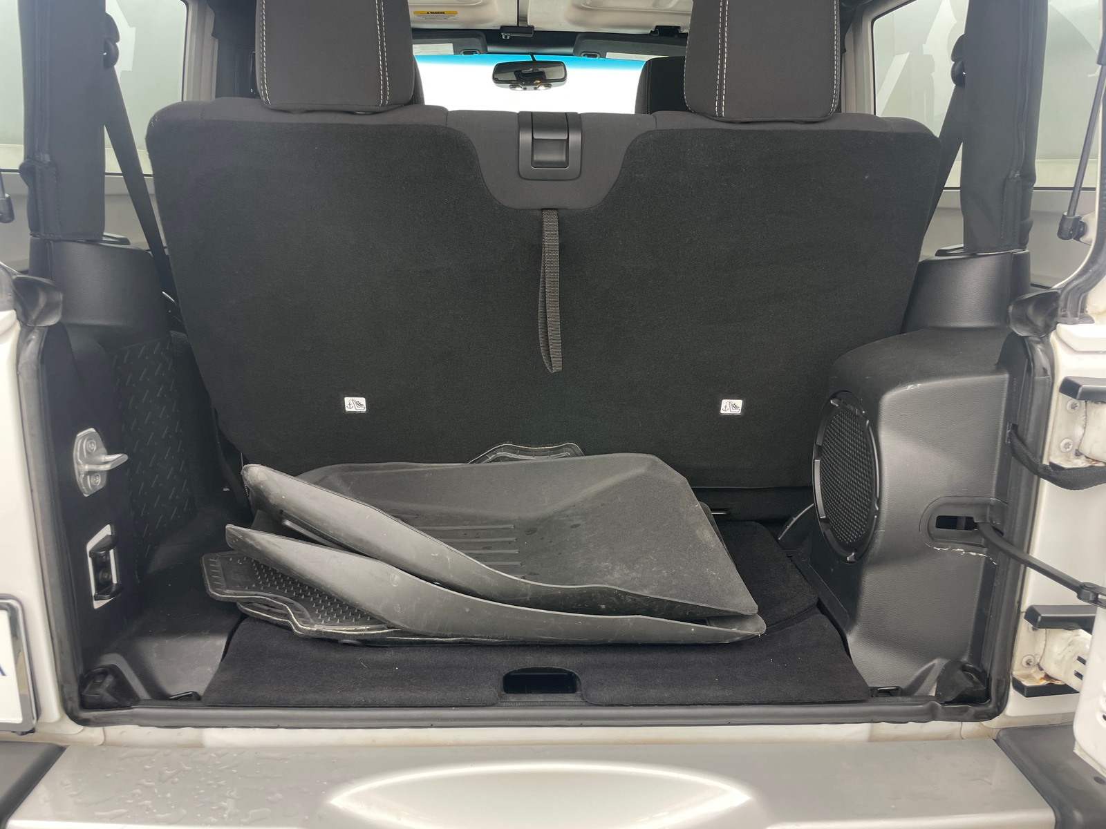 Thumbnail: 2013 Jeep Wrangler - 6