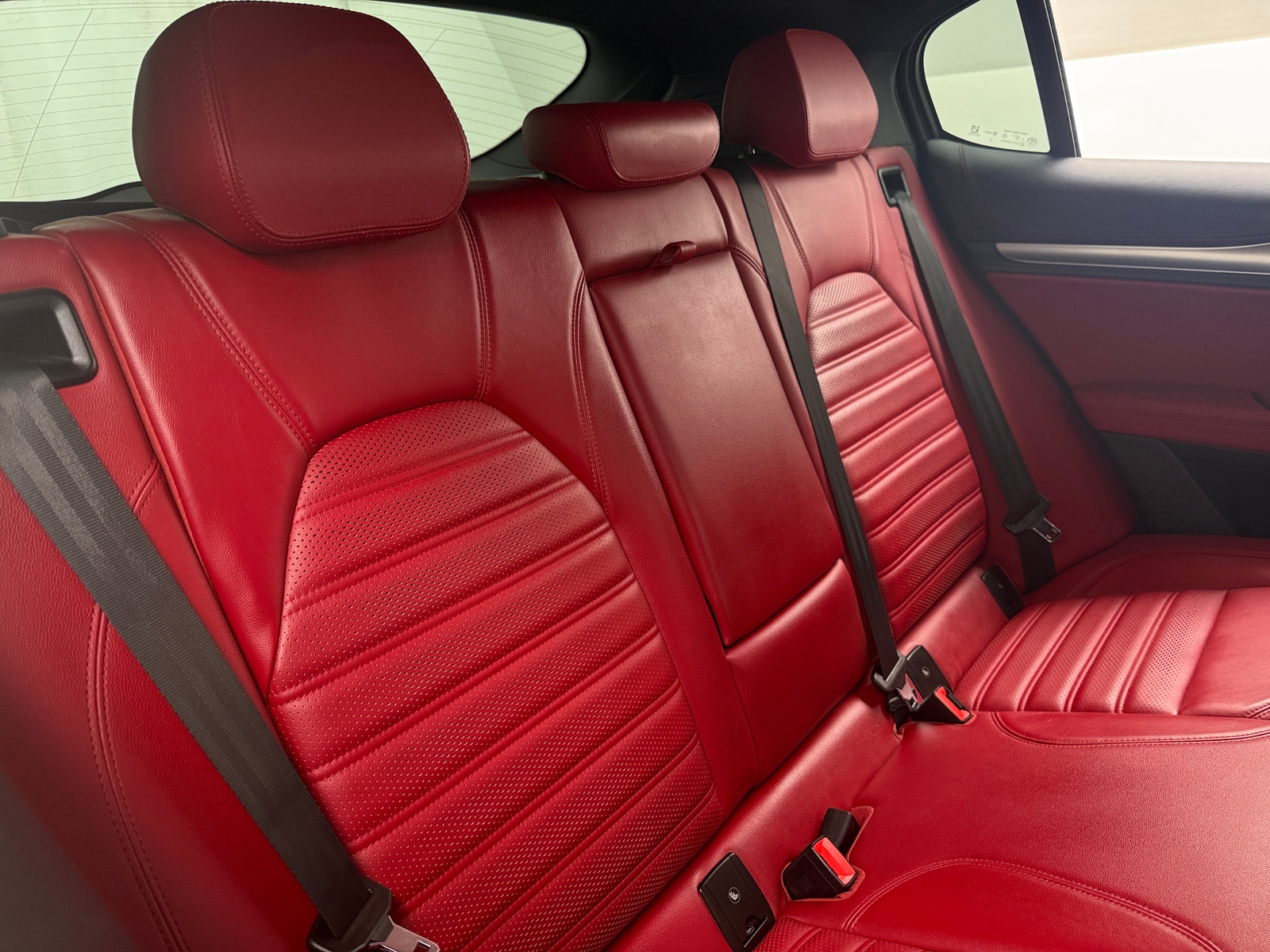 Thumbnail: 2020 Alfa Romeo Stelvio - 5