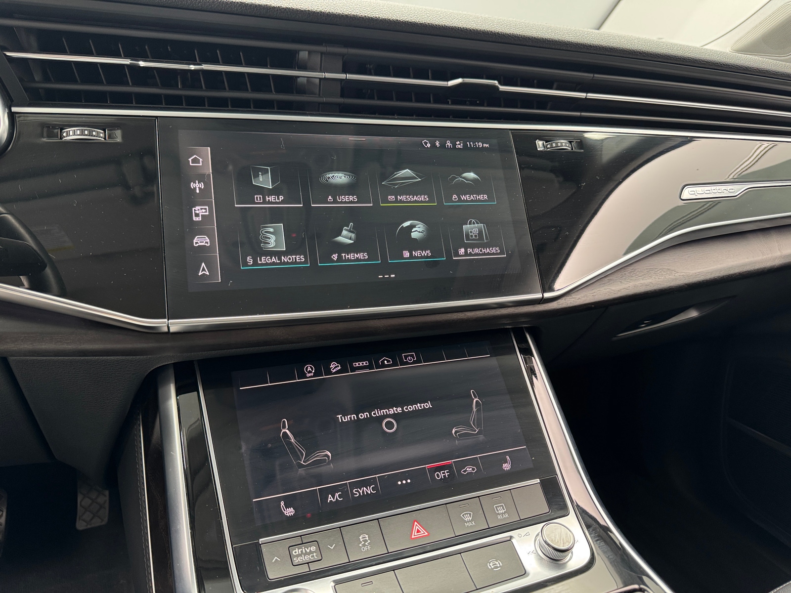 Thumbnail: 2023 Audi Q7 - 3