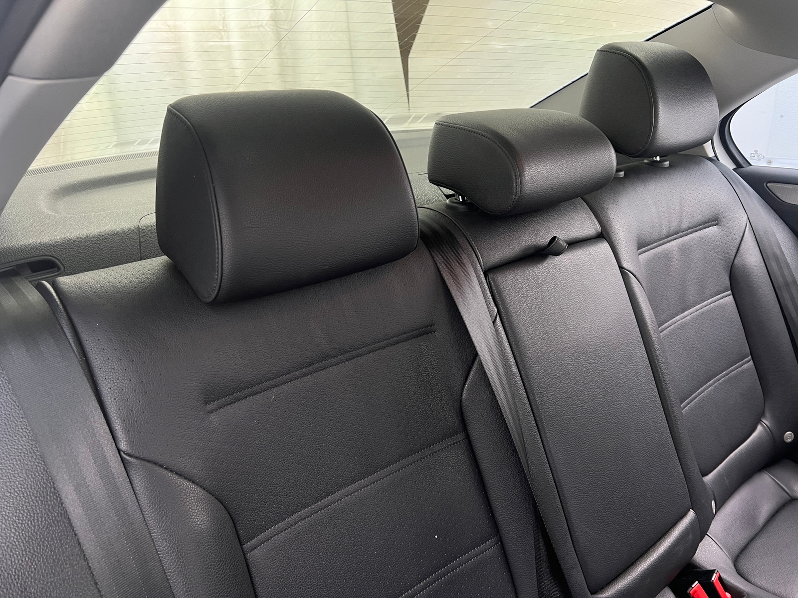 Thumbnail: 2017 Volkswagen Jetta - 5