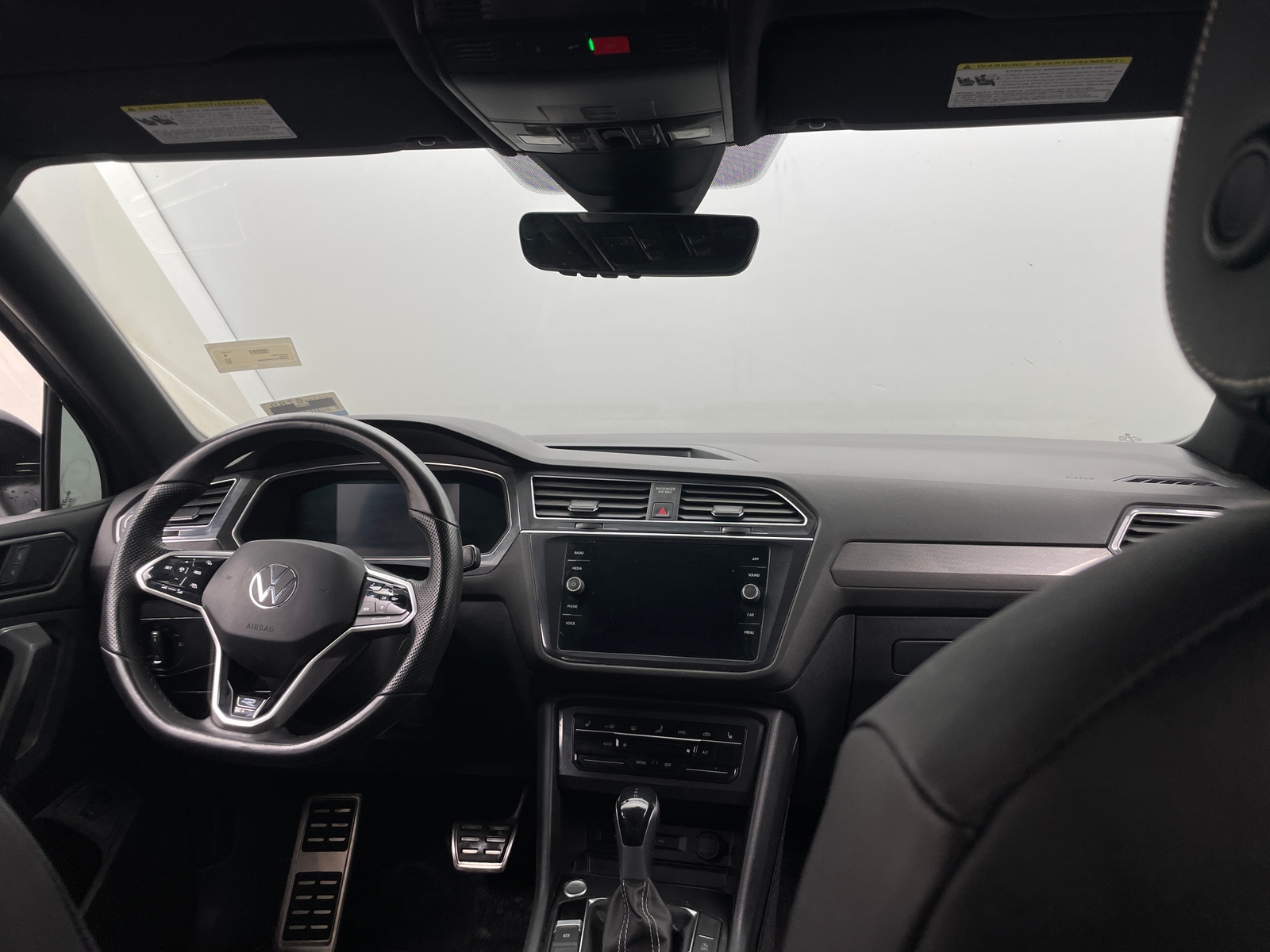 Thumbnail: 2022 Volkswagen Tiguan - 2