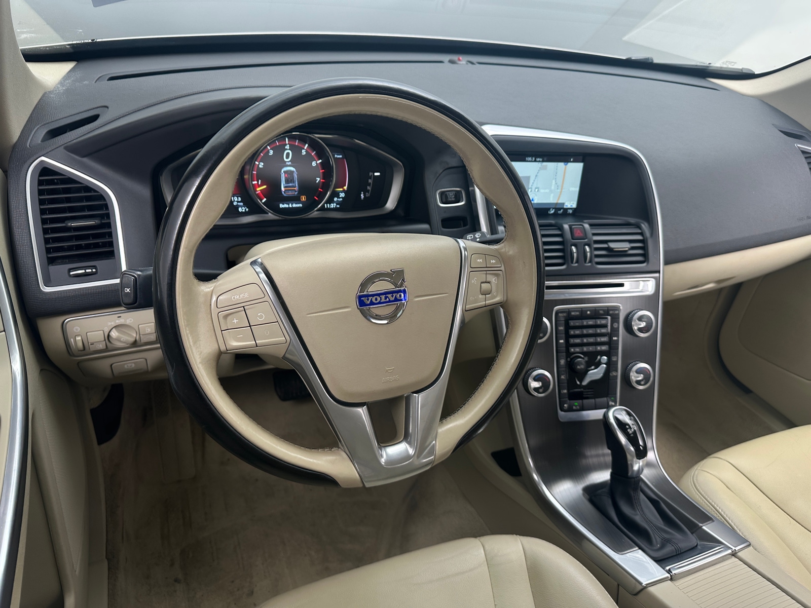 Thumbnail: 2016 Volvo XC60 - 4