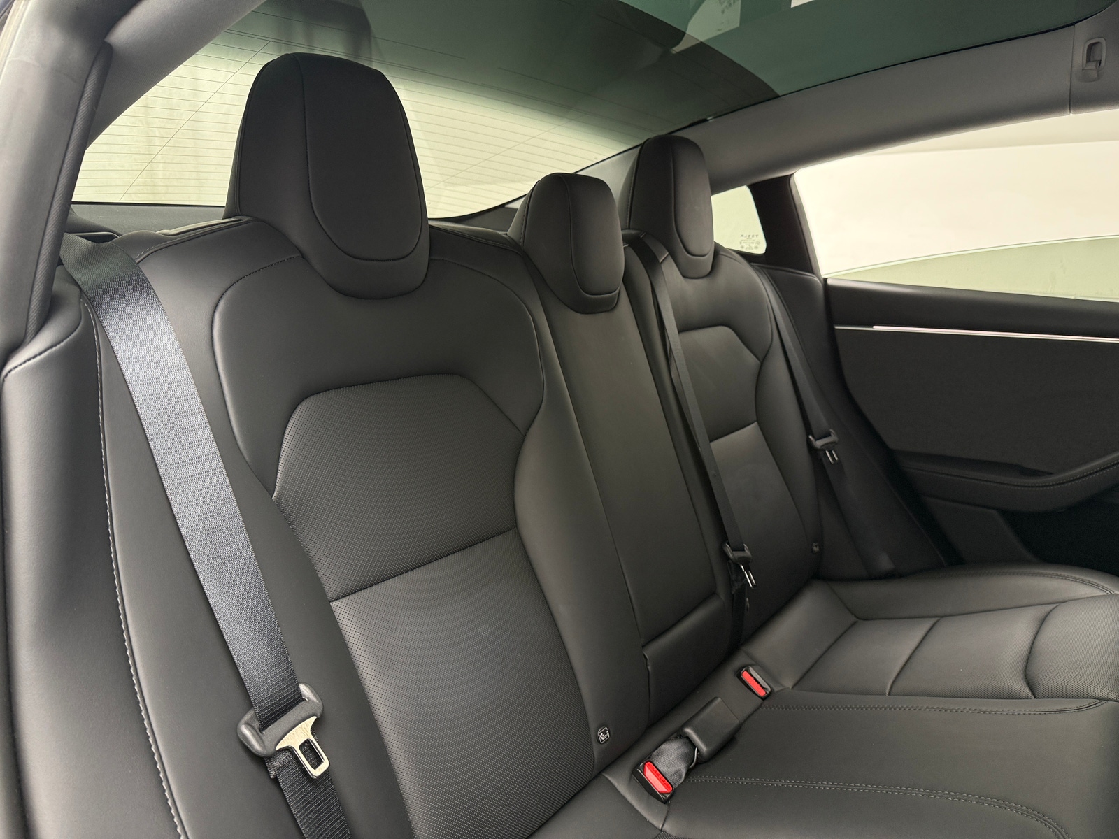 Thumbnail: 2025 Tesla Model 3 - 5