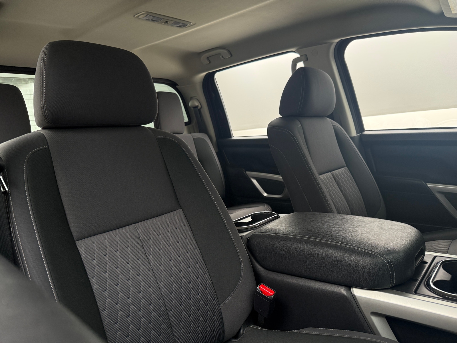 Thumbnail: 2024 Nissan Titan - 2