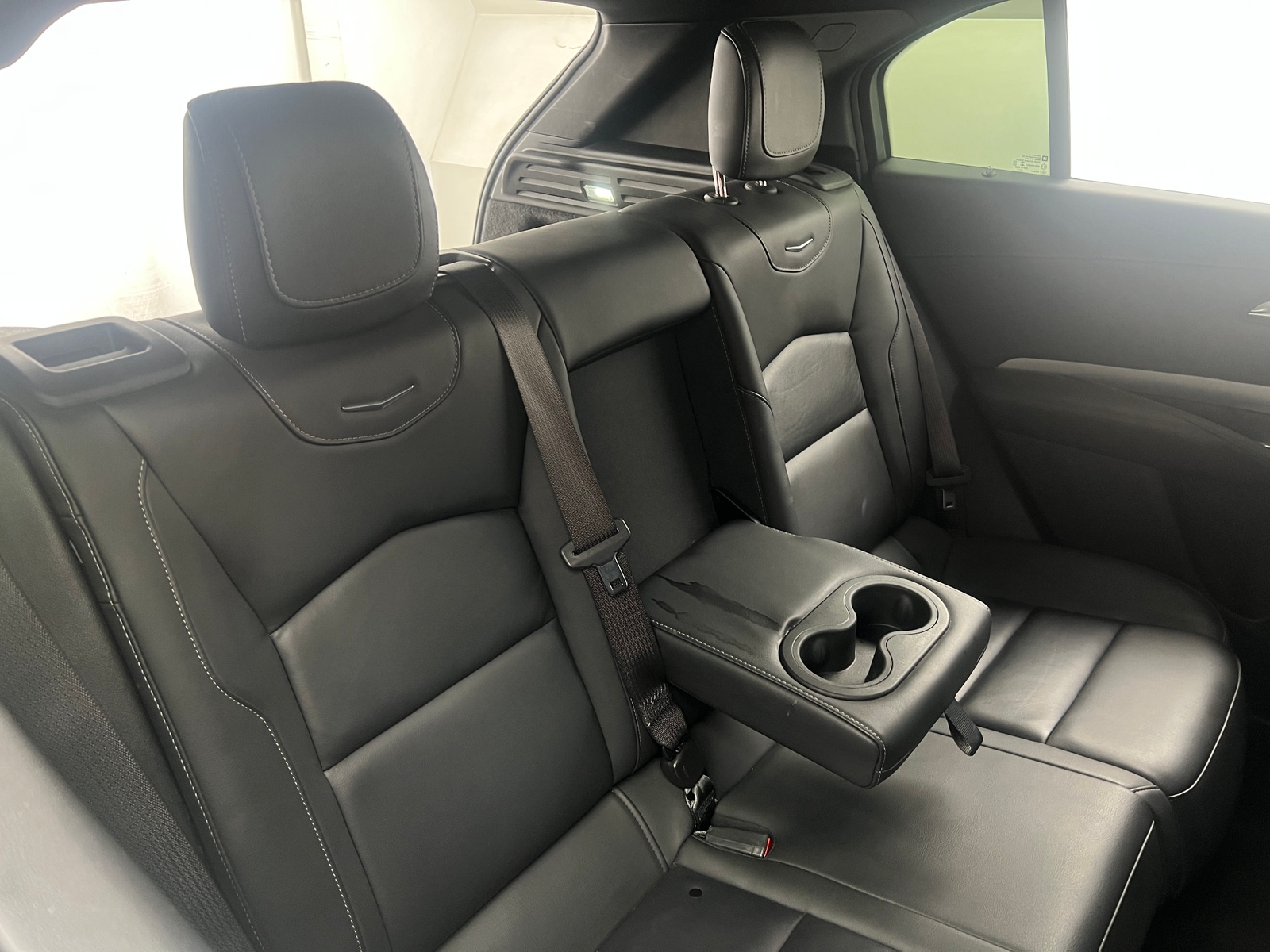 Thumbnail: 2022 Cadillac XT4 - 5