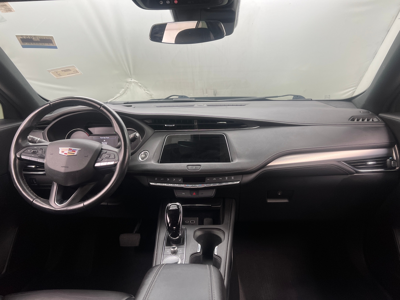 Thumbnail: 2022 Cadillac XT4 - 2