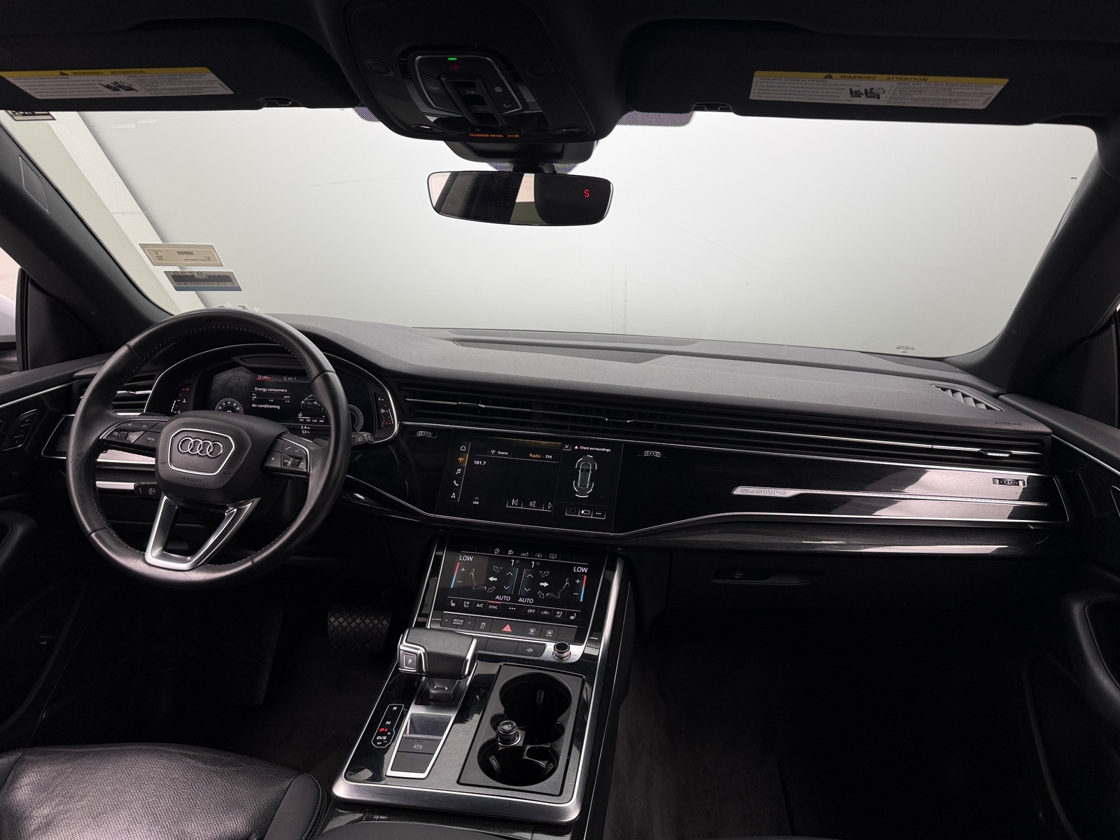 Thumbnail: 2020 Audi Q8 - 2