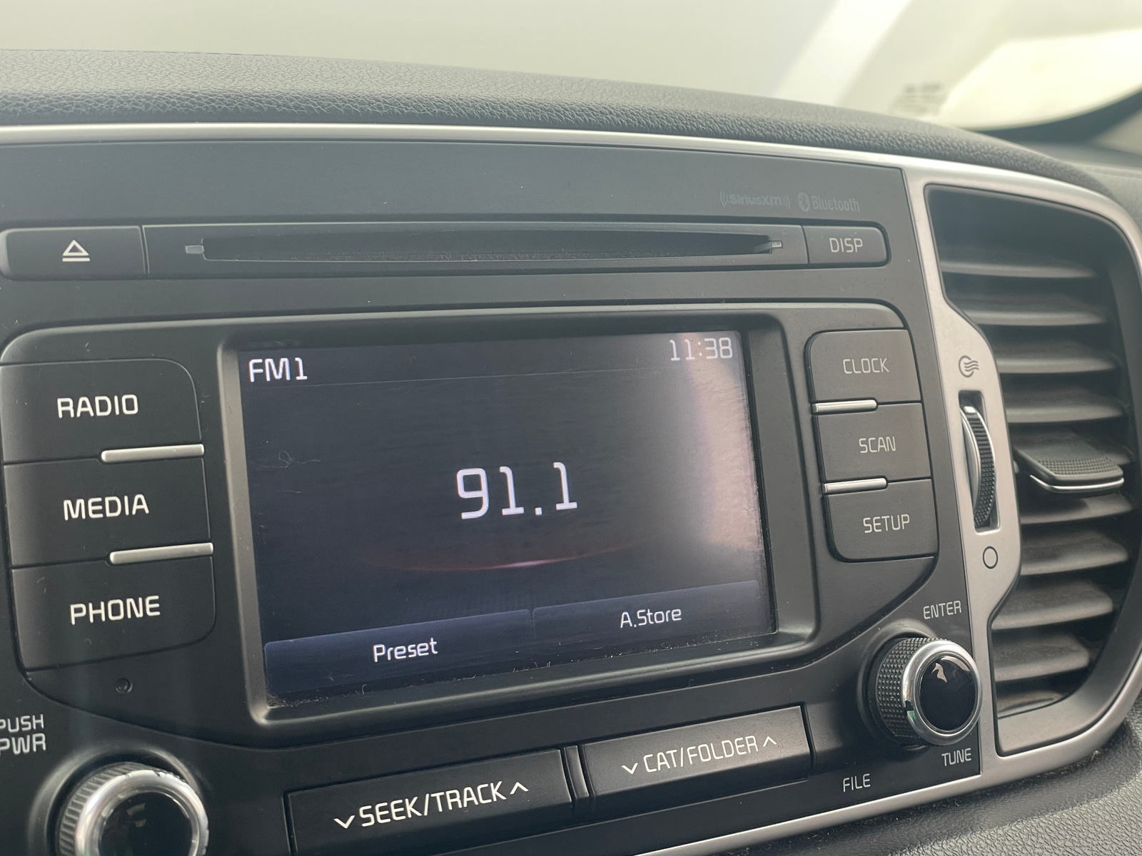 Thumbnail: 2017 Kia Sportage - 4