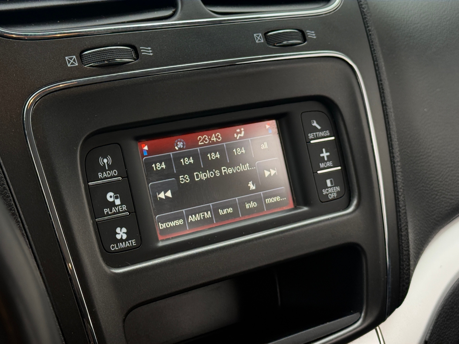 Thumbnail: 2018 Dodge Journey - 4