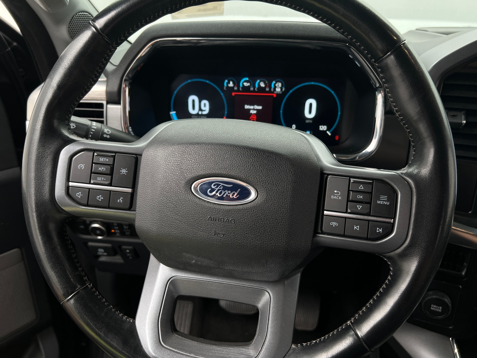 Thumbnail: 2023 Ford Econoline - 4