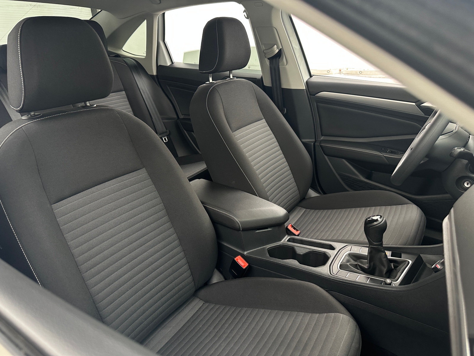 Thumbnail: 2023 Volkswagen Jetta - 2